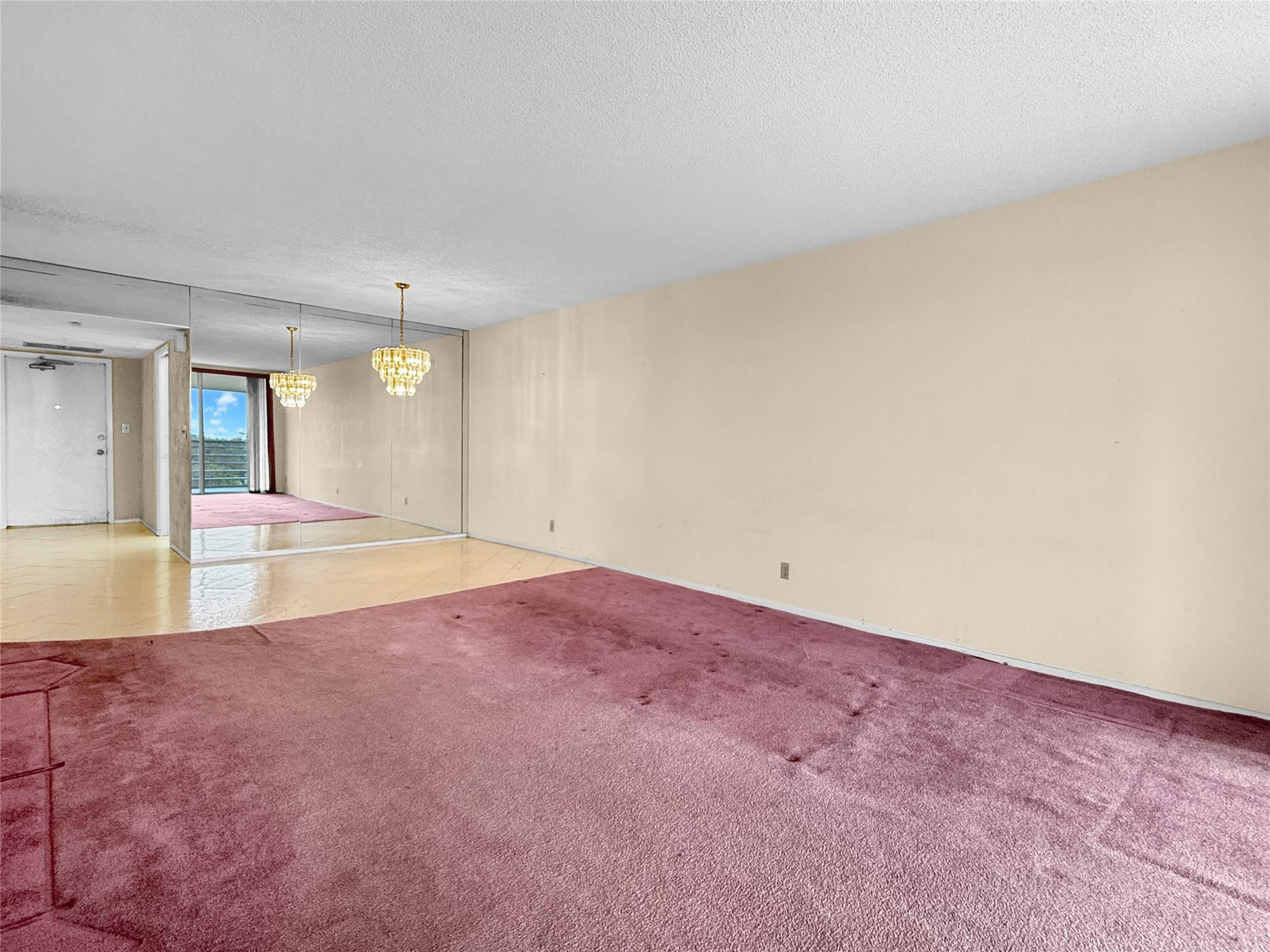 605 Oaks Drive 703