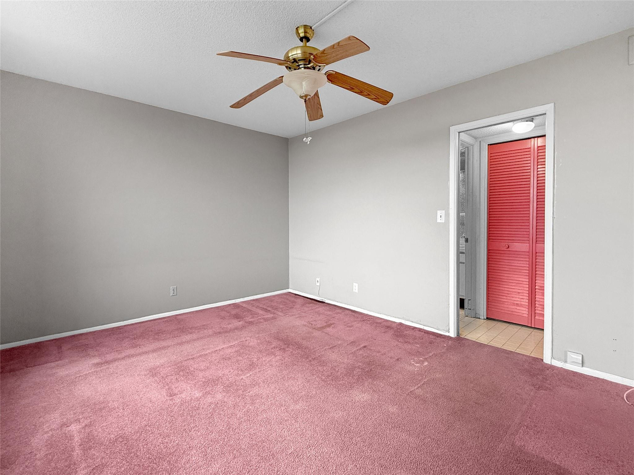 605 Oaks Drive 703