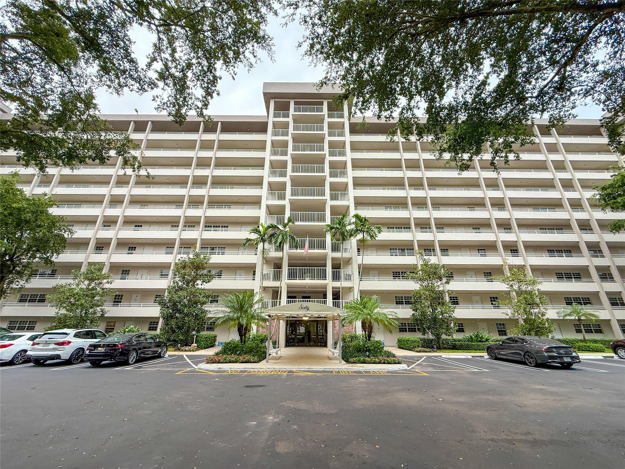 605 Oaks Drive 703
