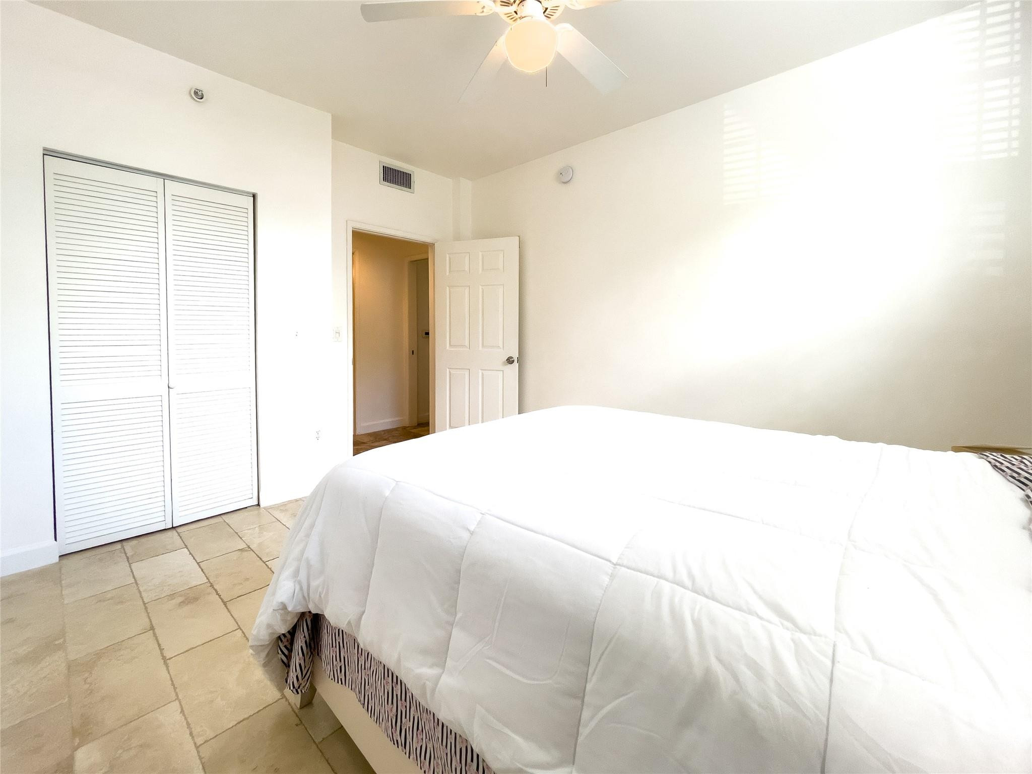 1900 Van Buren Street 118B