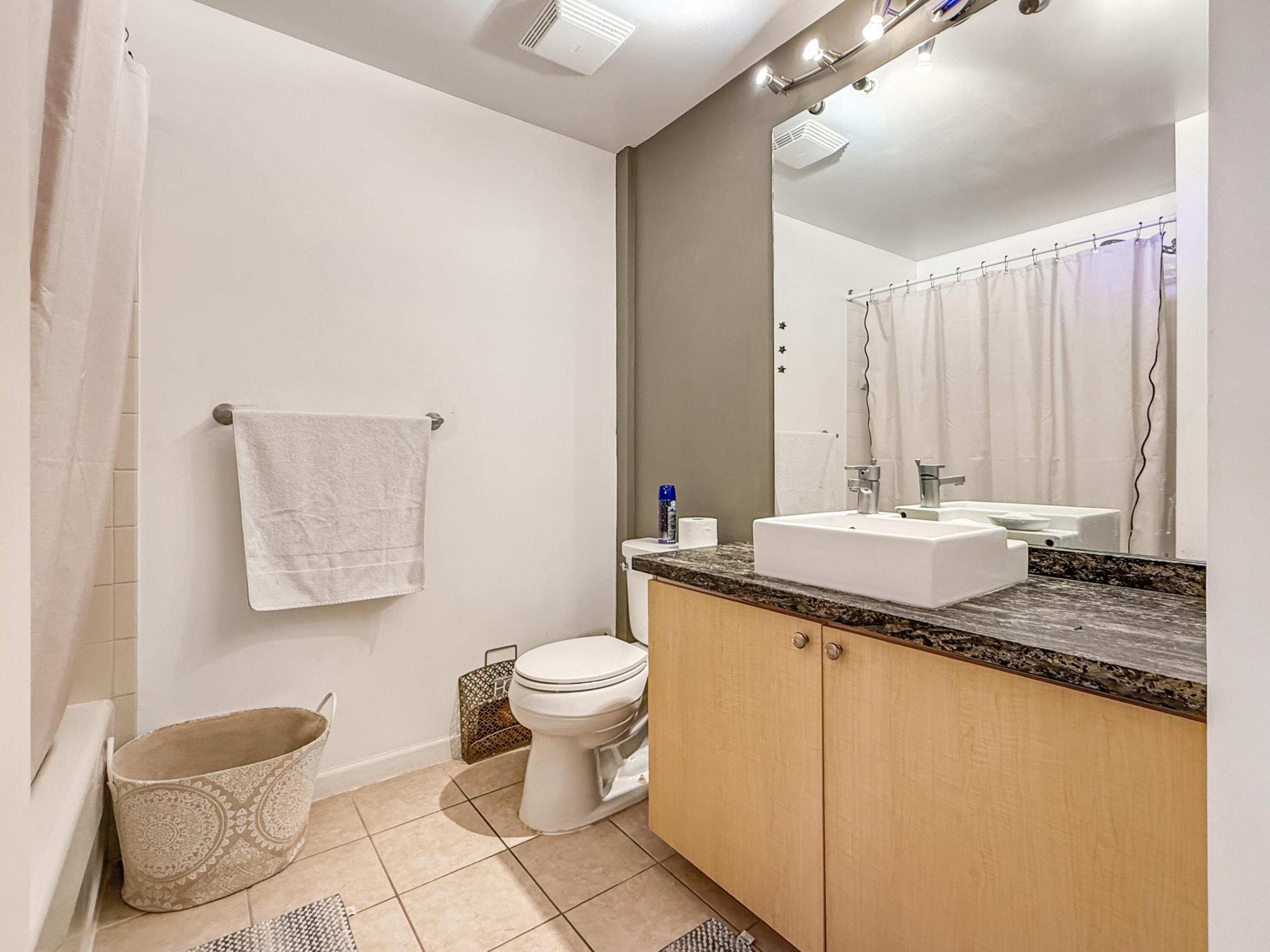 1900 Van Buren Street 118B