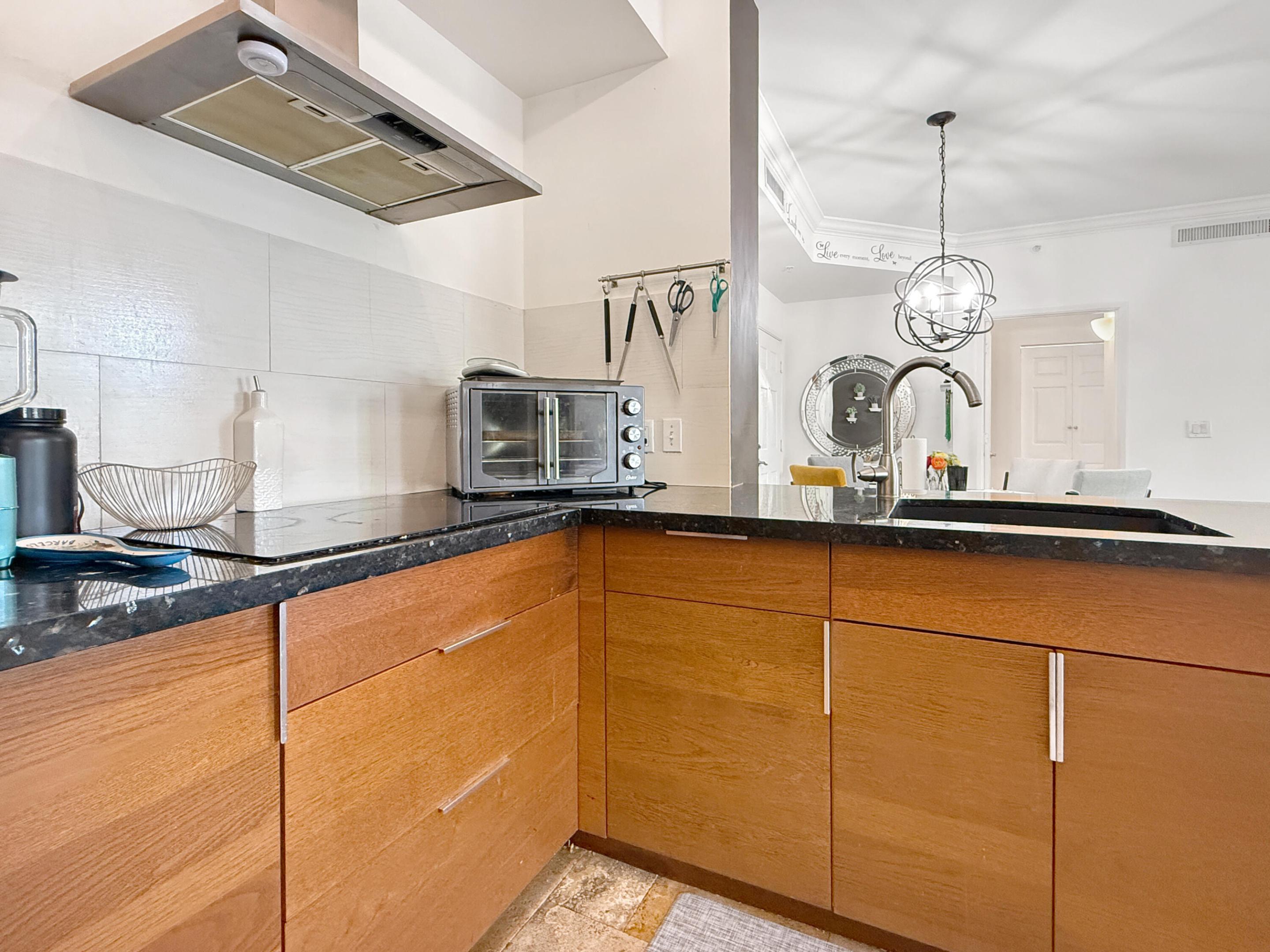 1900 Van Buren Street 118B