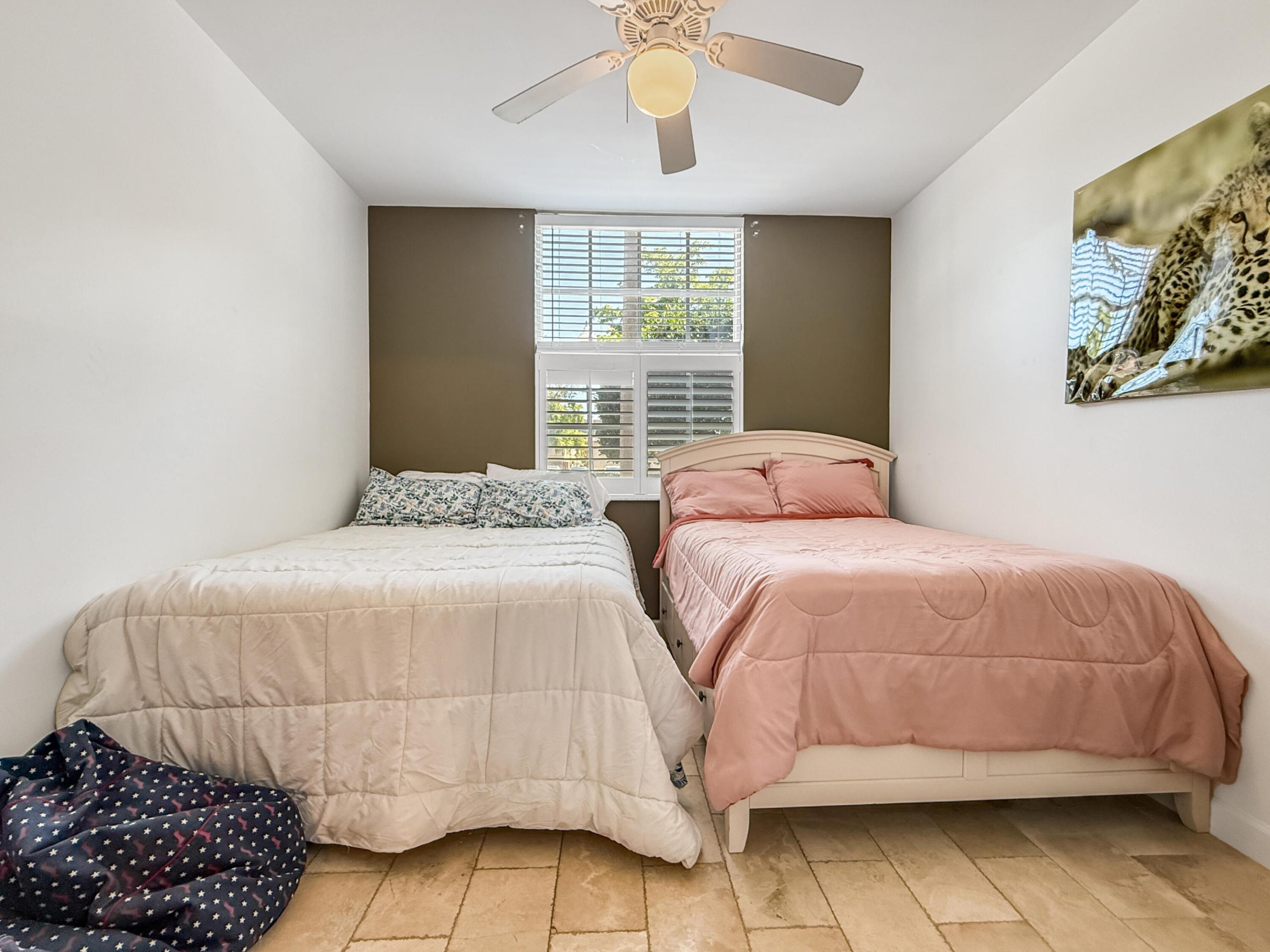 1900 Van Buren Street 118B