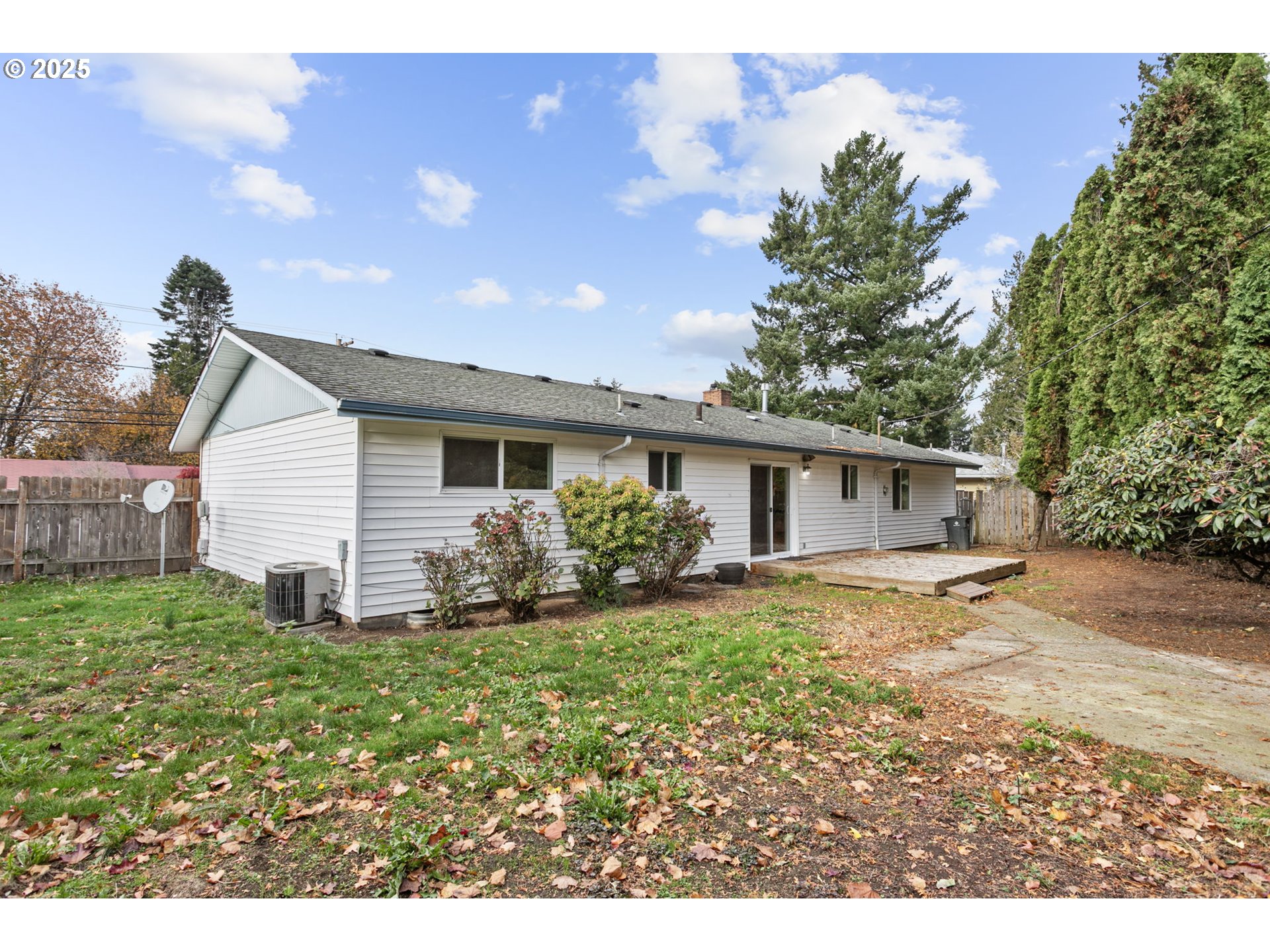930 SE 212TH AVE