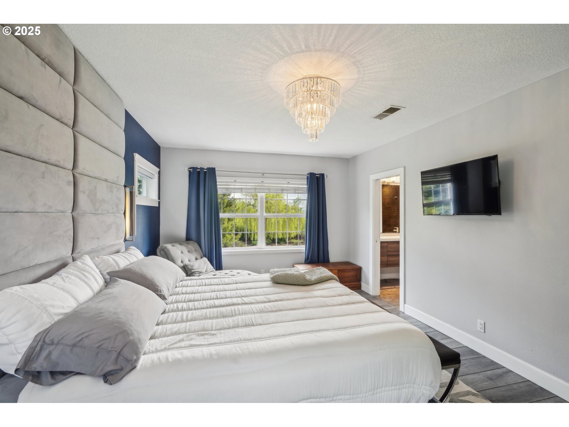 12875 PEGGYS PL