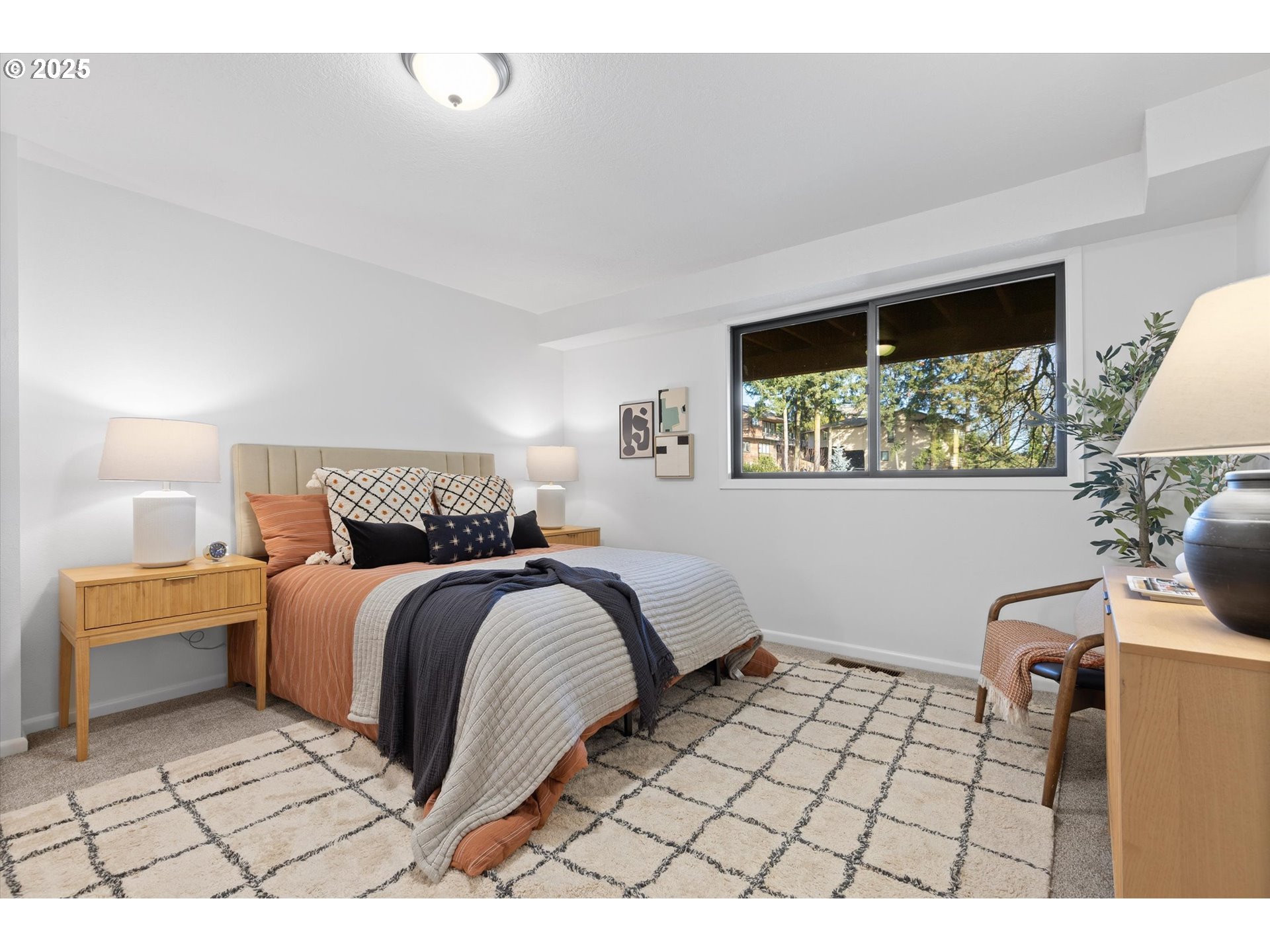 1693 SW MONTGOMERY DR