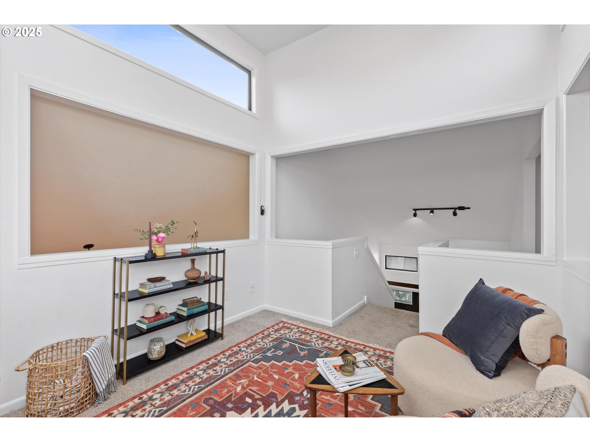 1693 SW MONTGOMERY DR