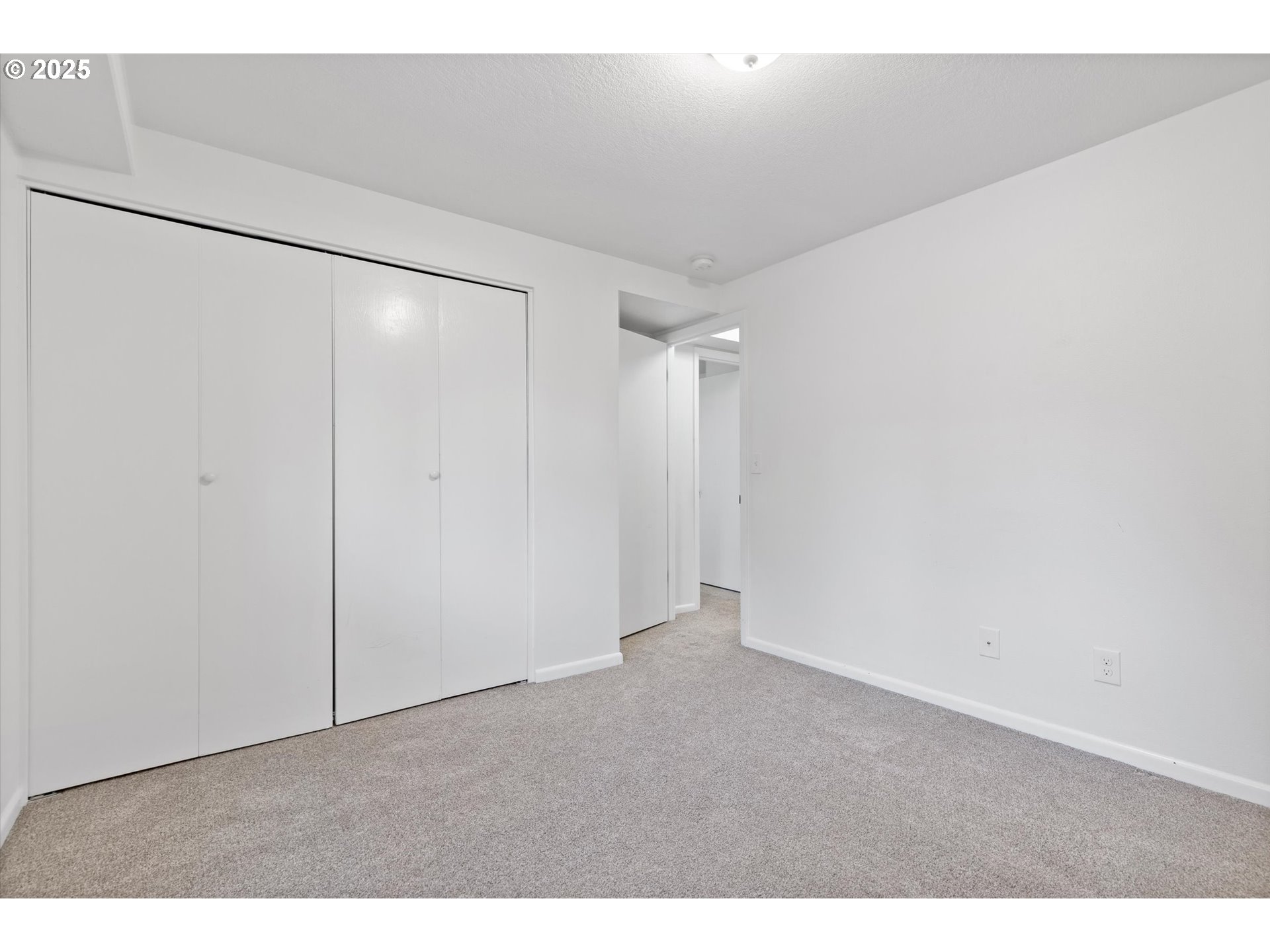 1693 SW MONTGOMERY DR