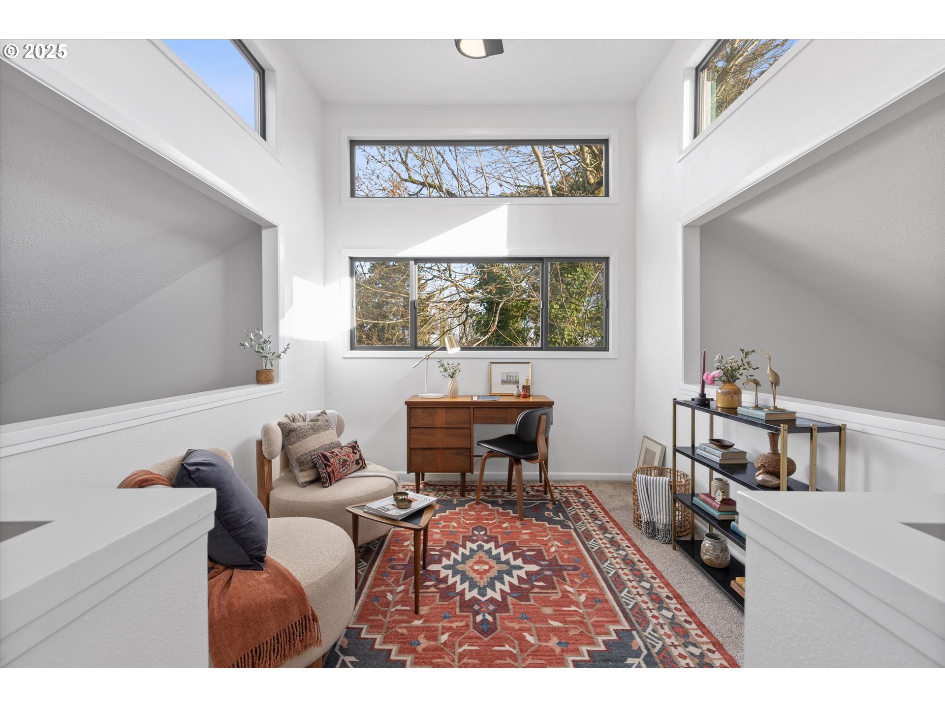 1693 SW MONTGOMERY DR