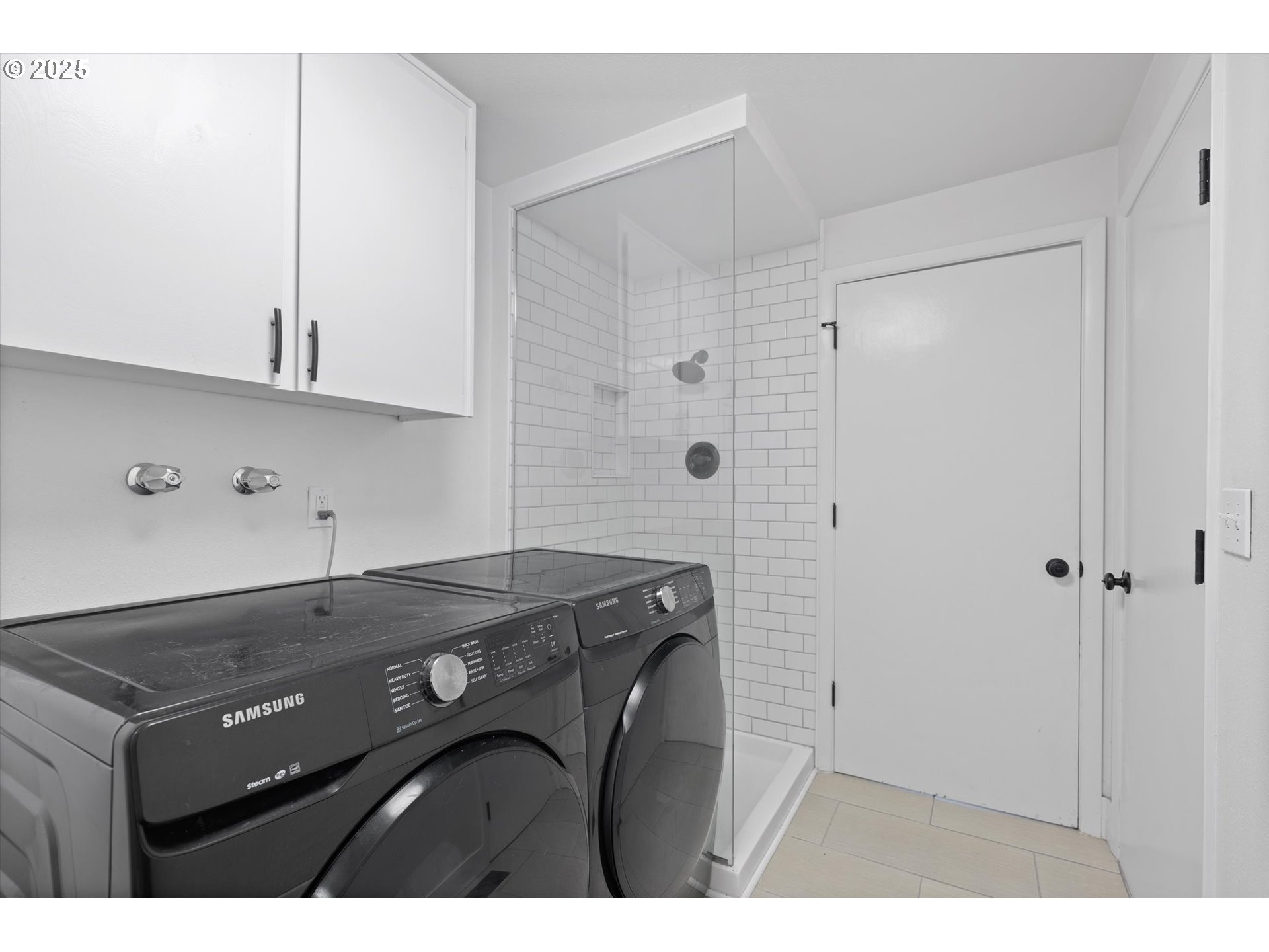 1693 SW MONTGOMERY DR