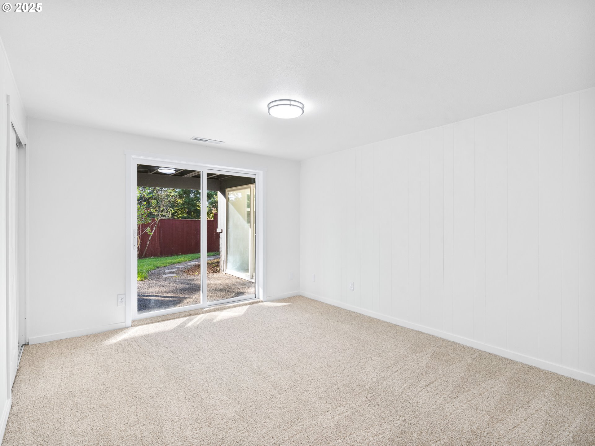 16 OTHELLO ST