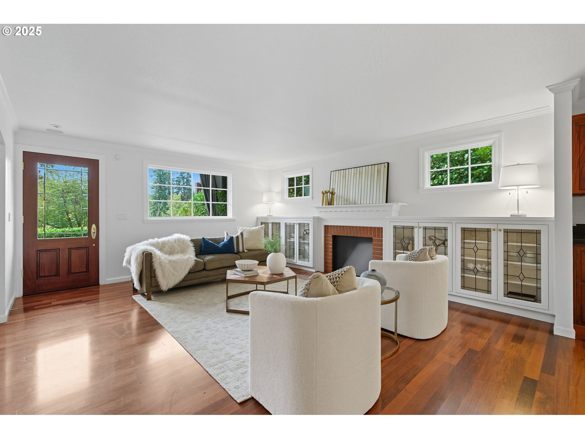 642 IRON MOUNTAIN BLVD