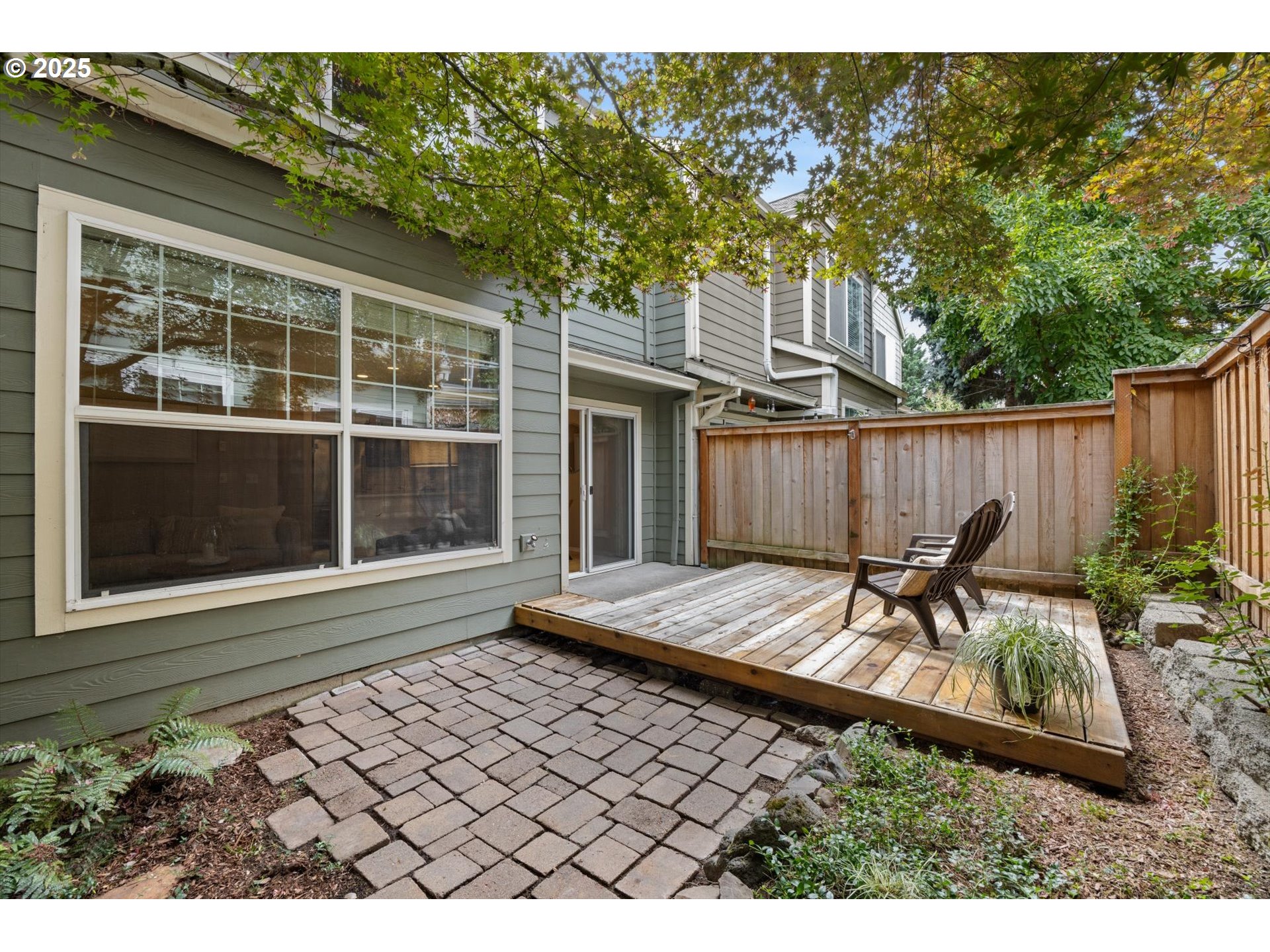 2639 NE 6TH PL