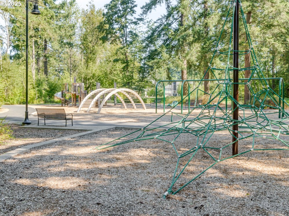 4244 SE CENTURY BLVD