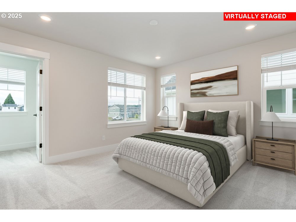 4244 SE CENTURY BLVD