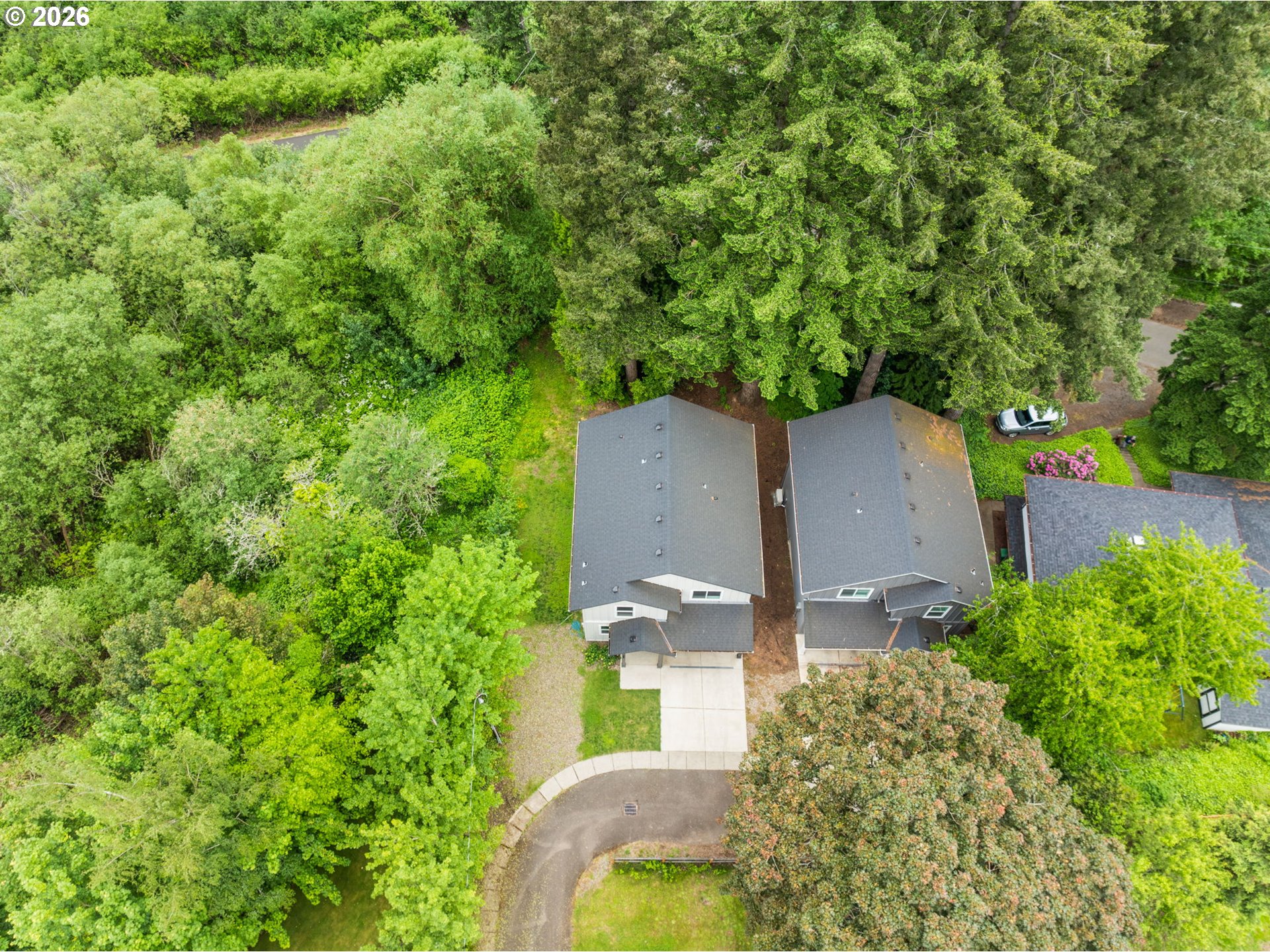 939 SE ROBERTS AVE