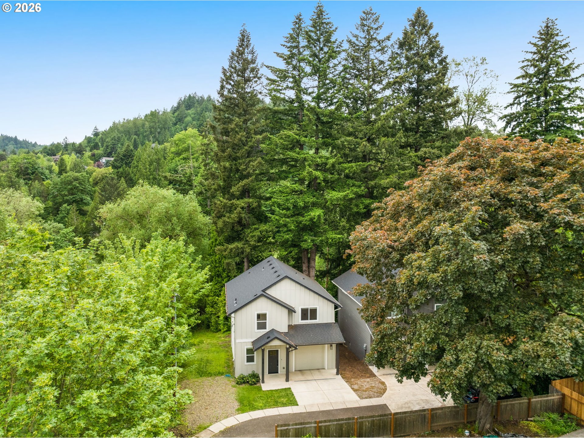 939 SE ROBERTS AVE