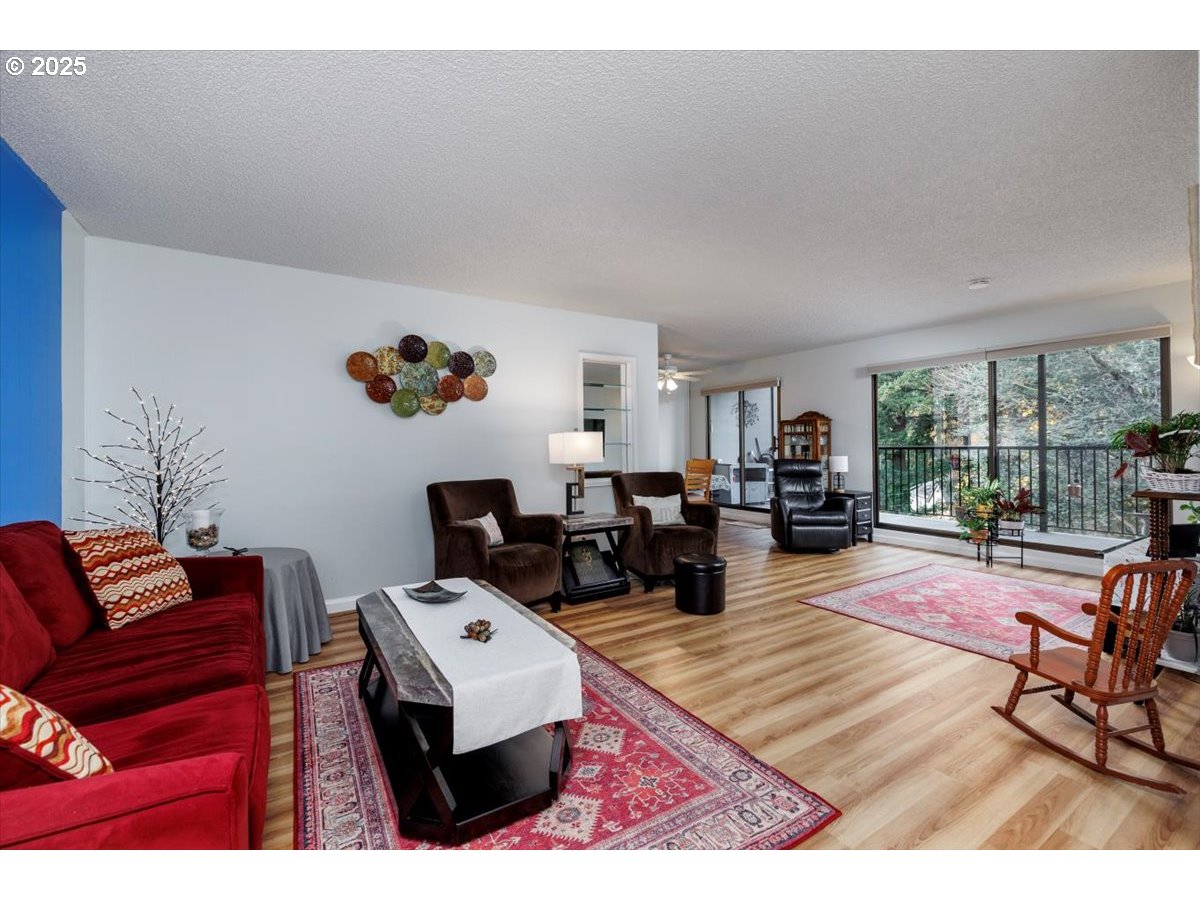 45 EAGLE CREST DR 415