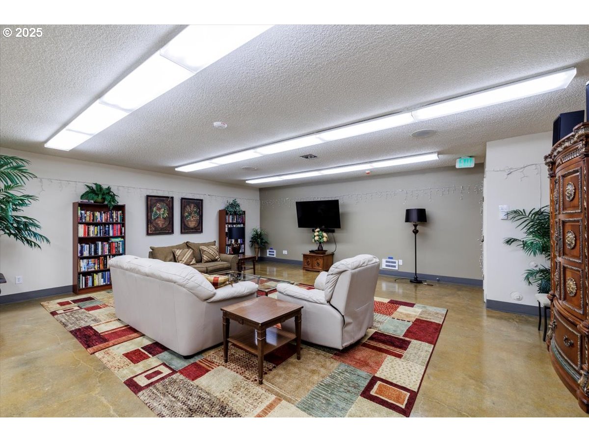 45 EAGLE CREST DR 415