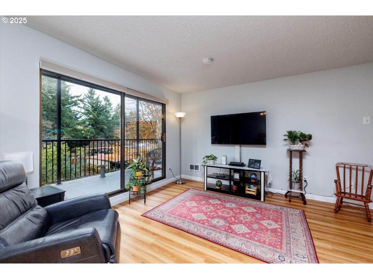 45 EAGLE CREST DR 415