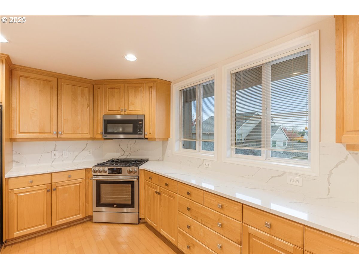 4832 NW PROMENADE TER 220