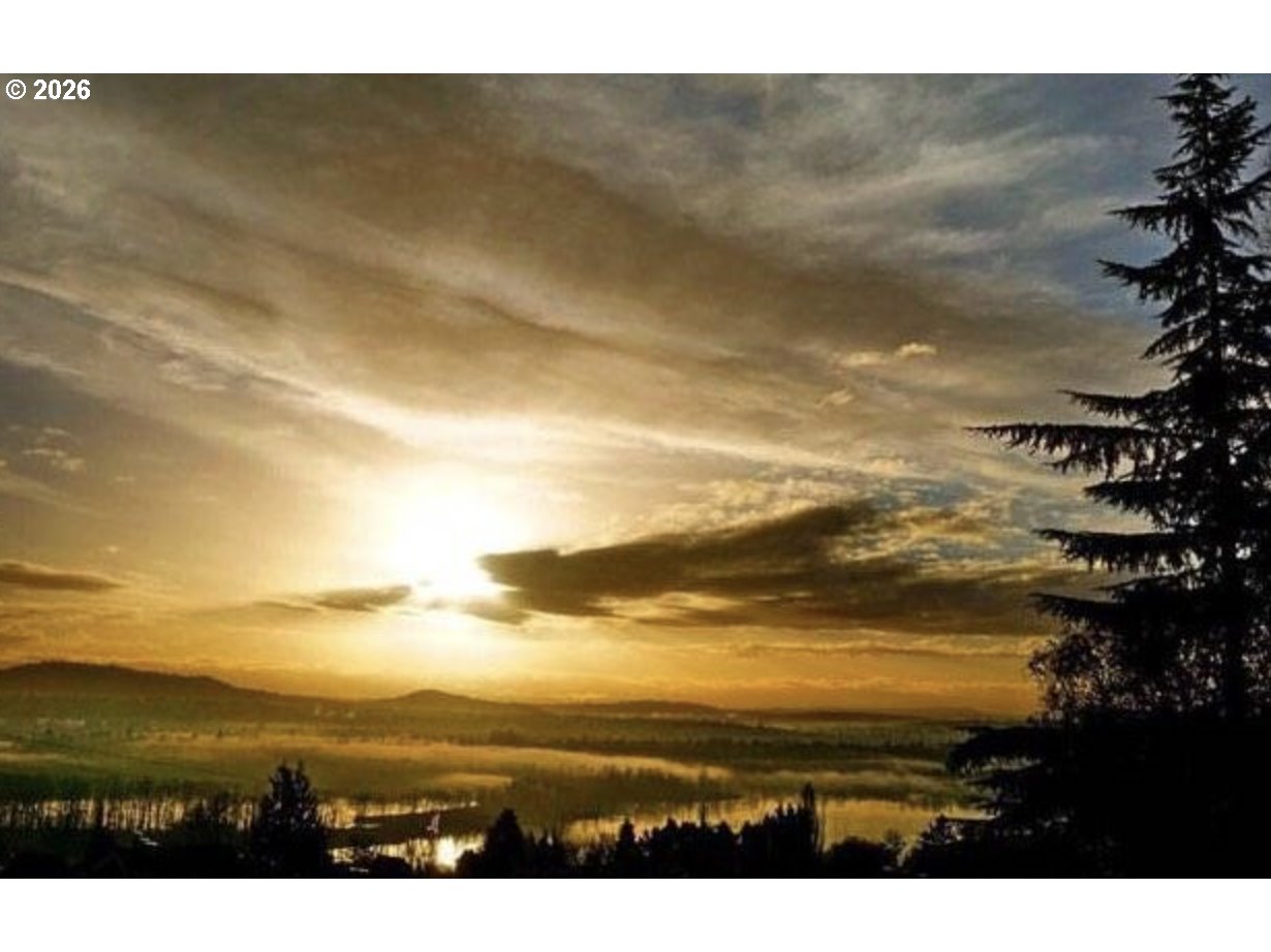 4323 SW HAMILTON TER