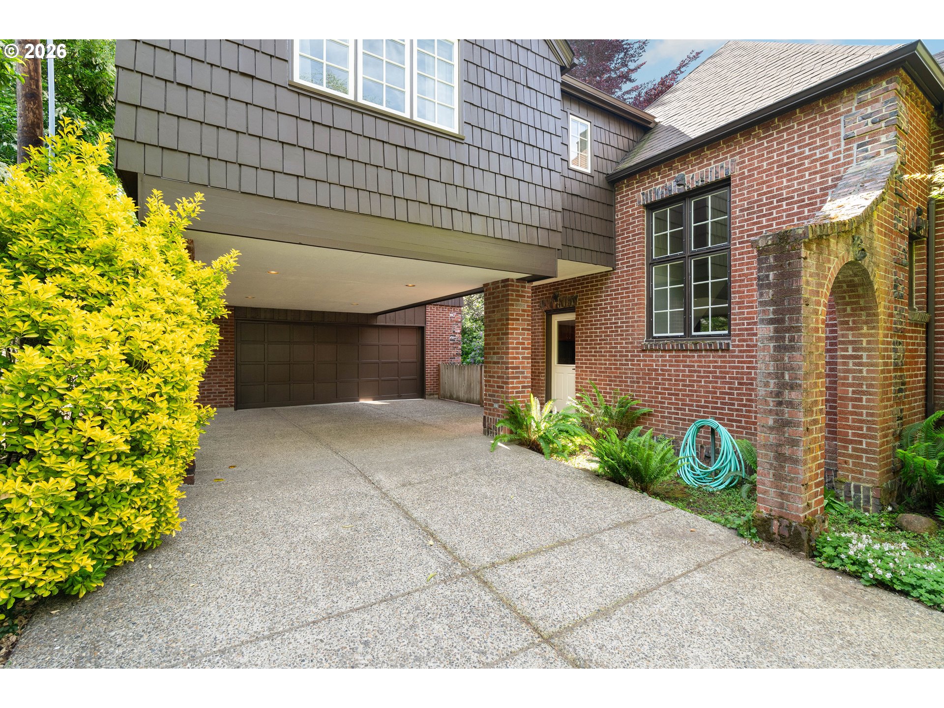 4500 SW LAURELWOOD AVE