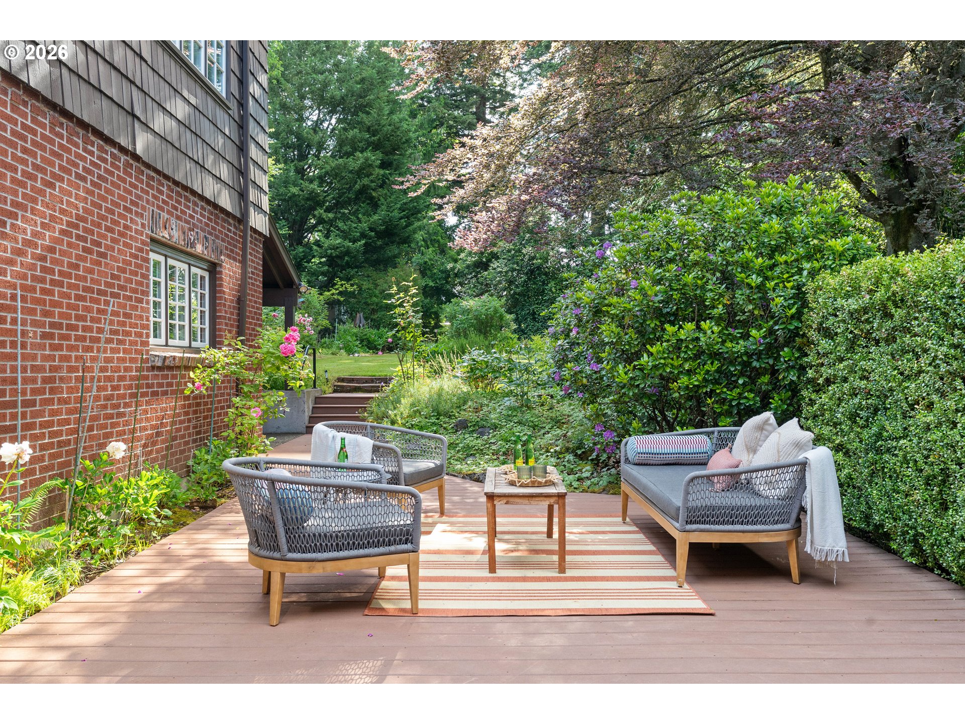 4500 SW LAURELWOOD AVE