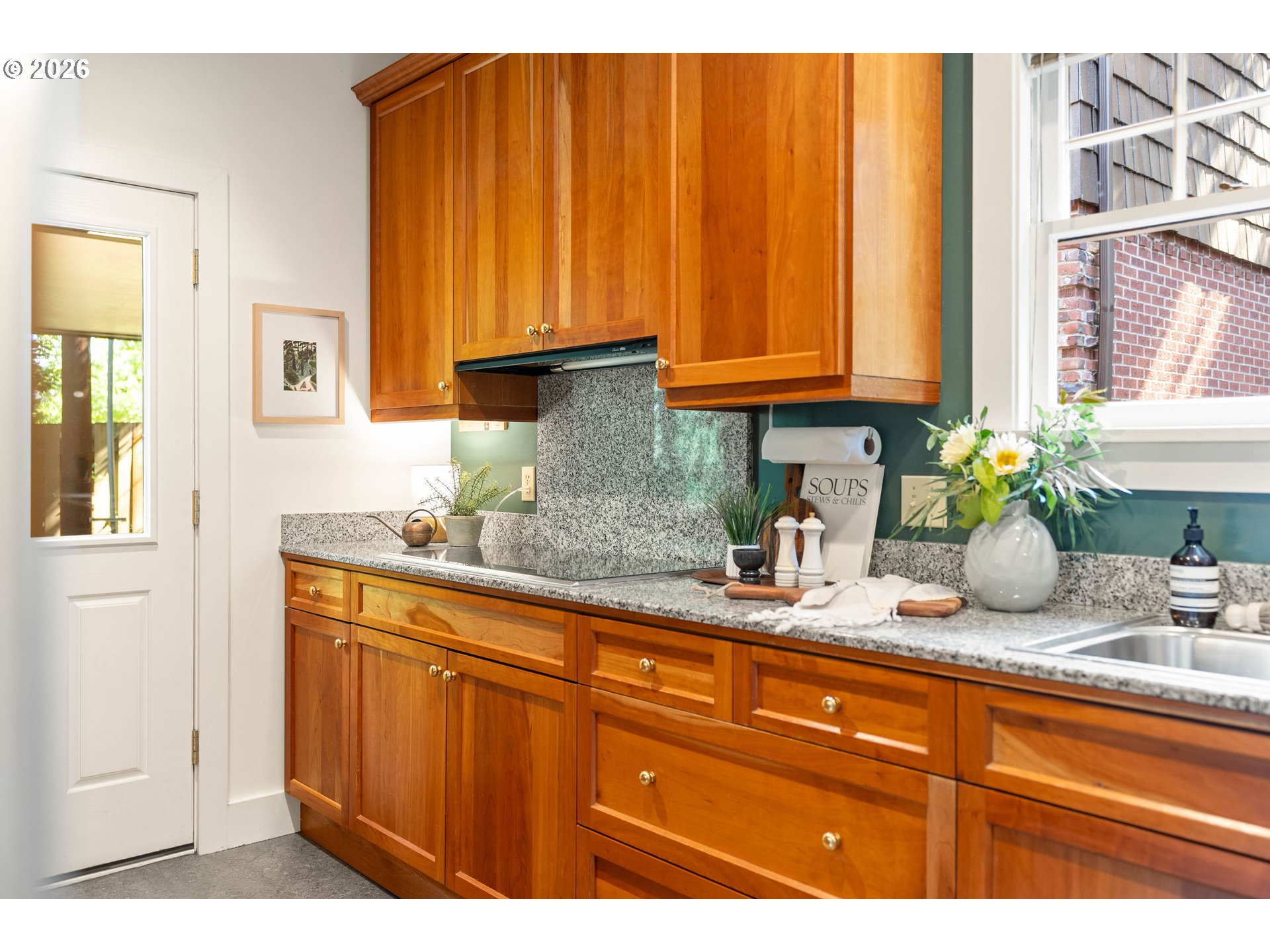 4500 SW LAURELWOOD AVE