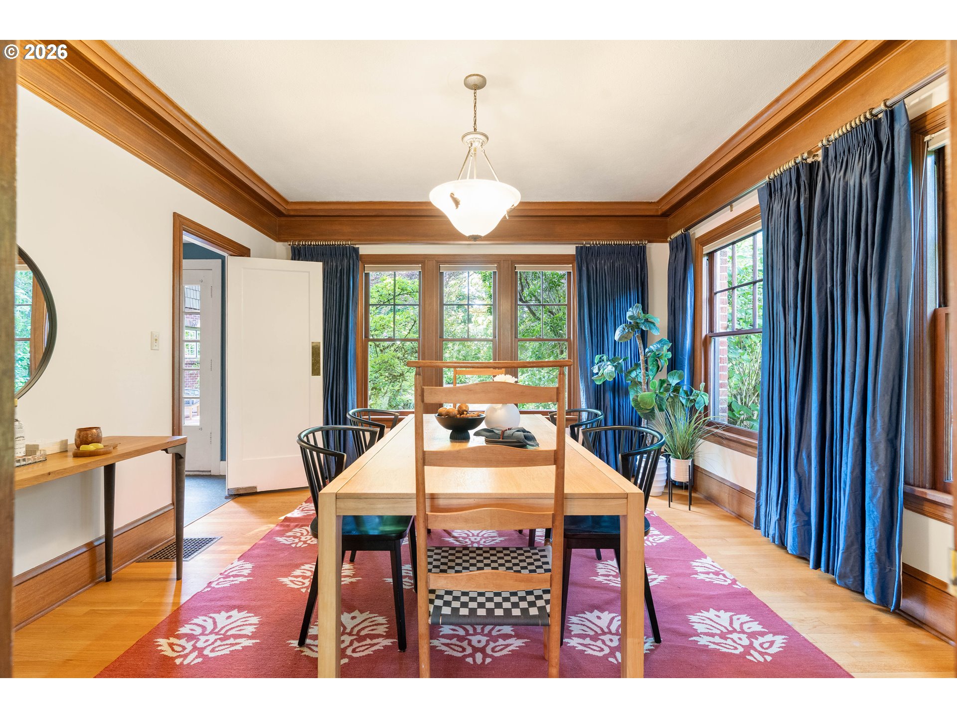4500 SW LAURELWOOD AVE