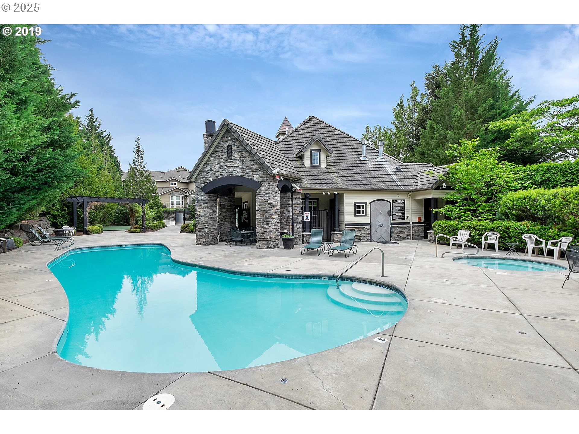 3565 SUMMERLINN DR