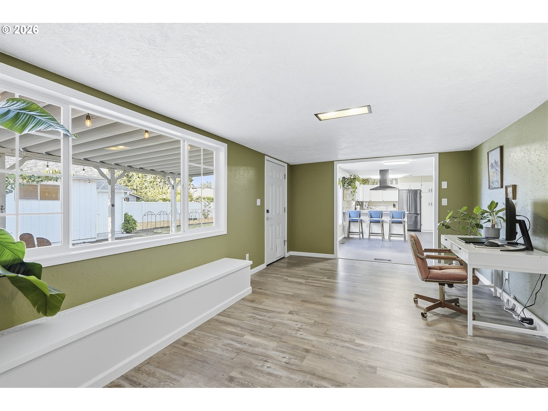 797 APPLE BLOSSOM AVE