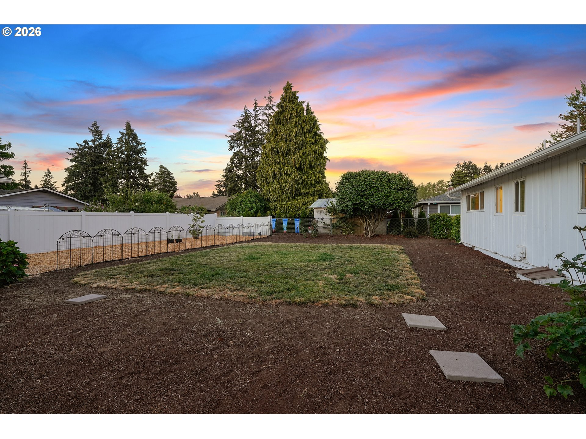 797 APPLE BLOSSOM AVE