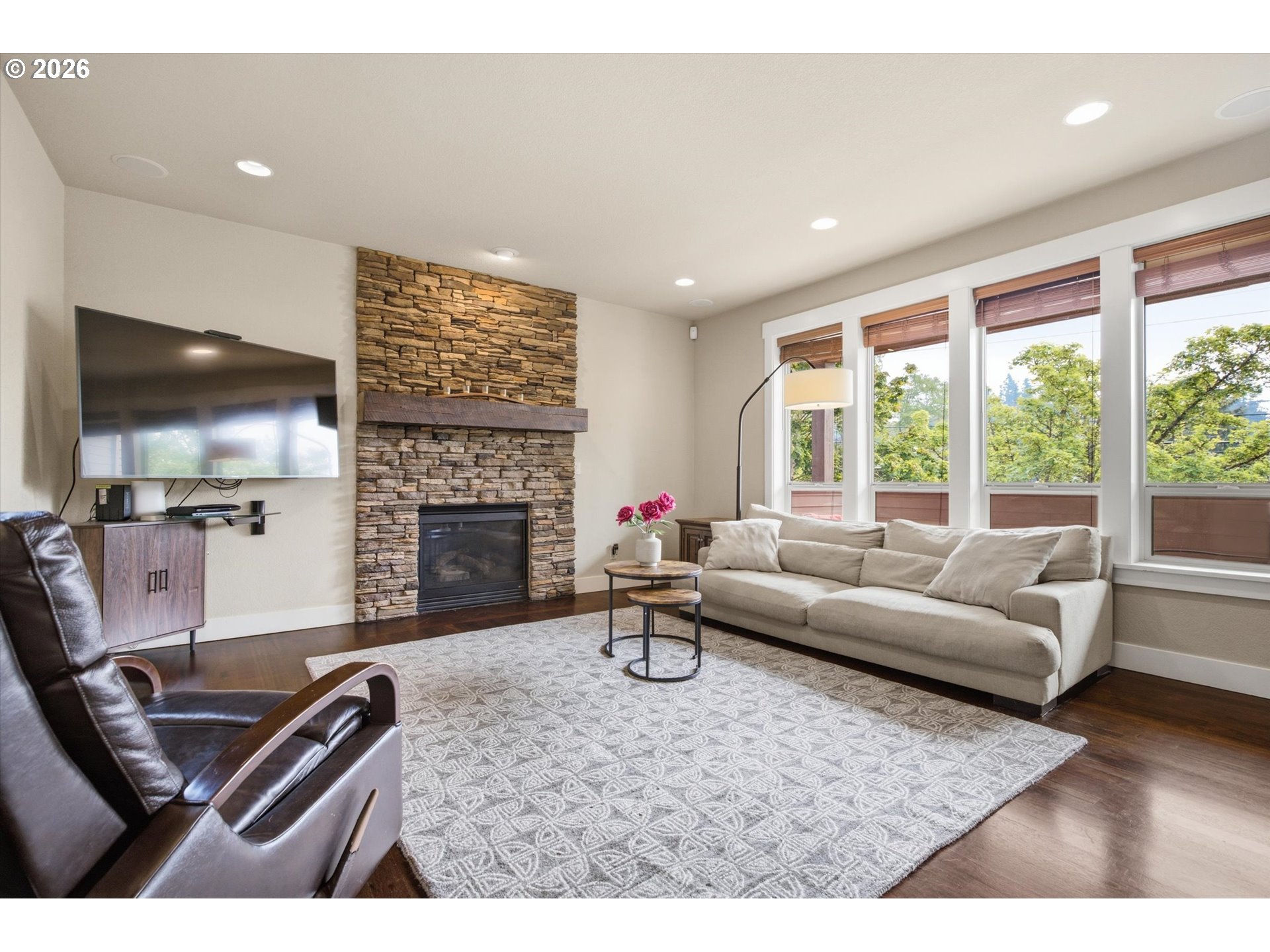 11090 NW CRYSTAL CREEK LN