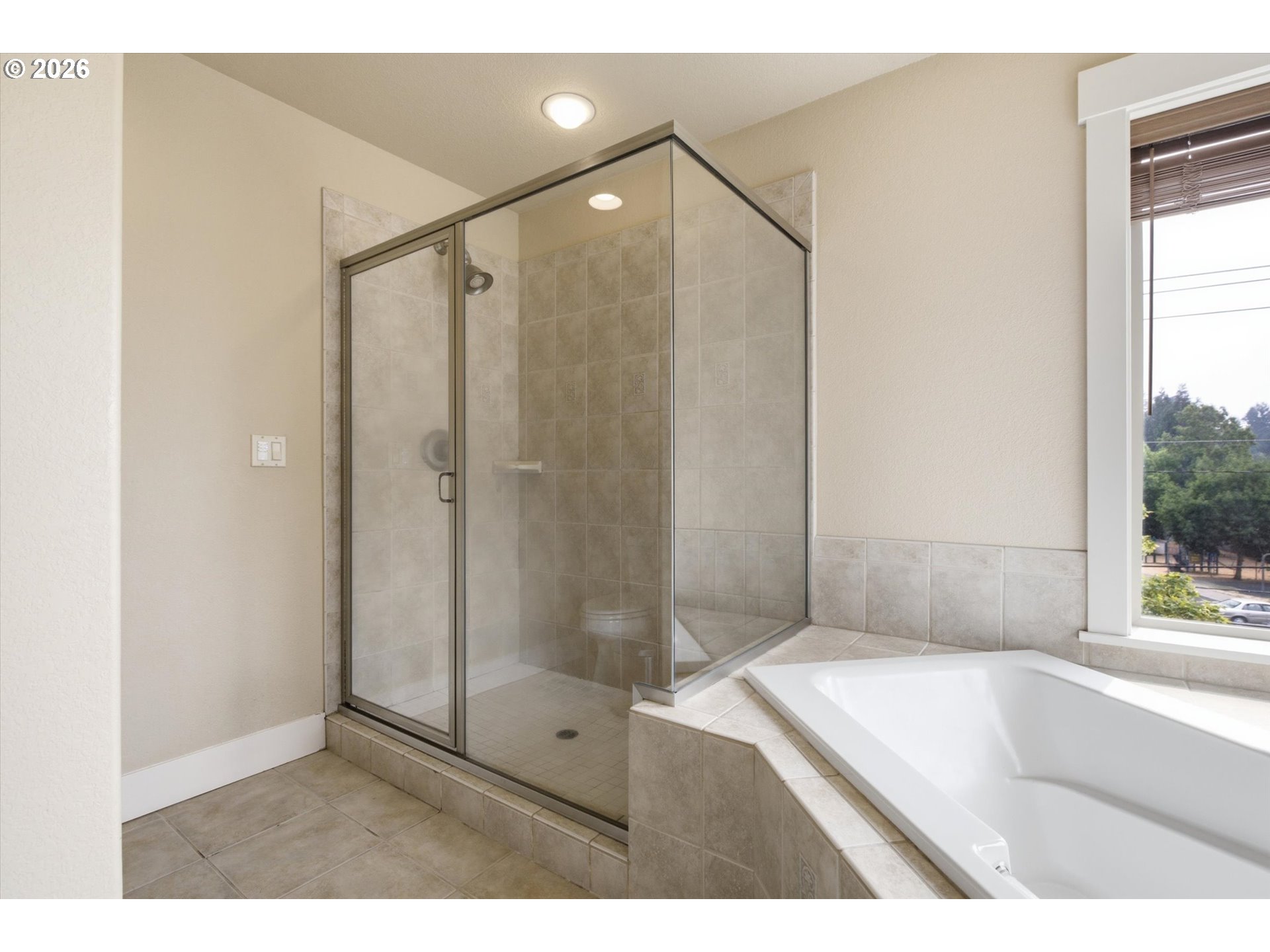 11090 NW CRYSTAL CREEK LN