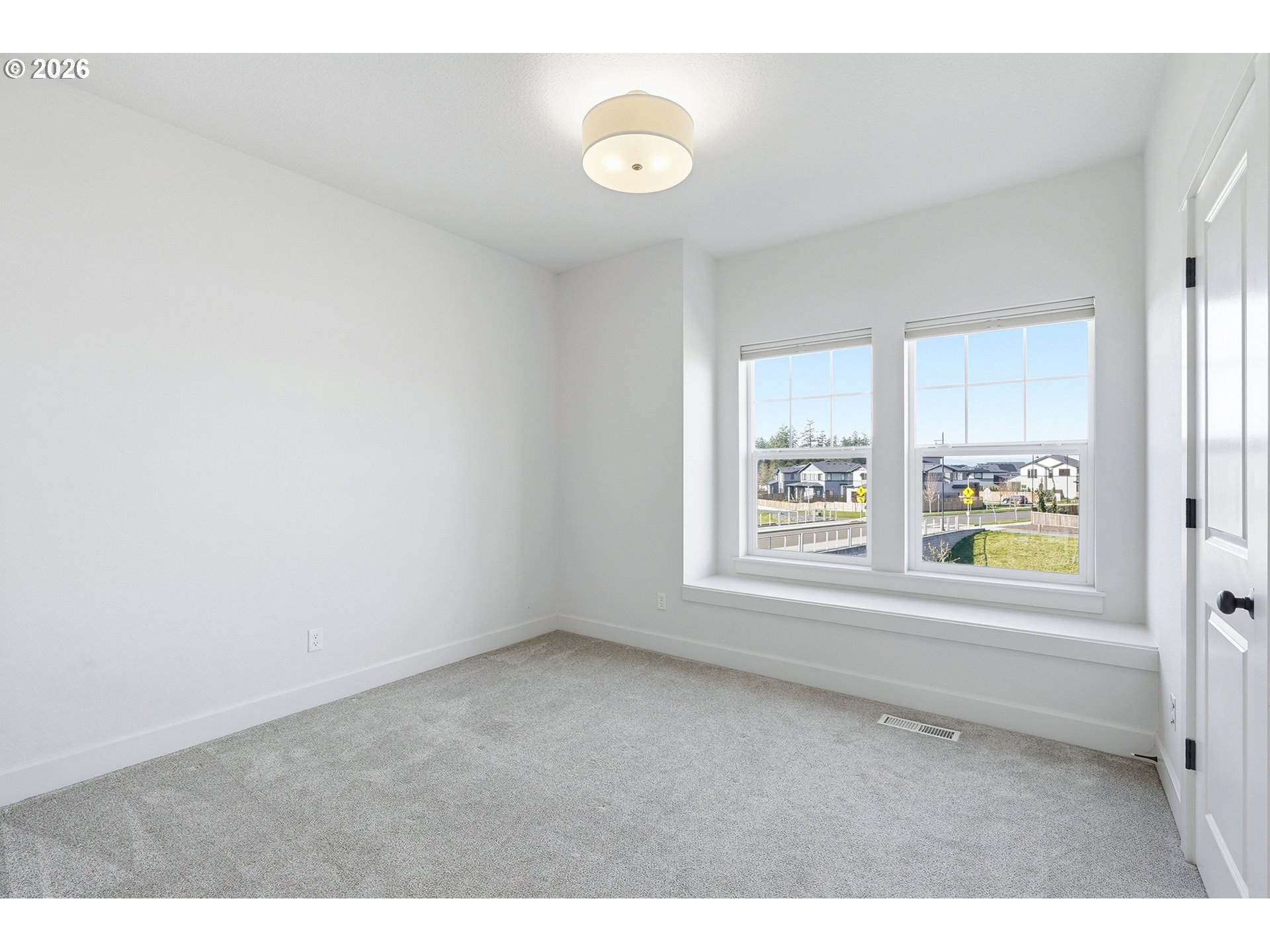 7039 SE CHINQUAPIN DR