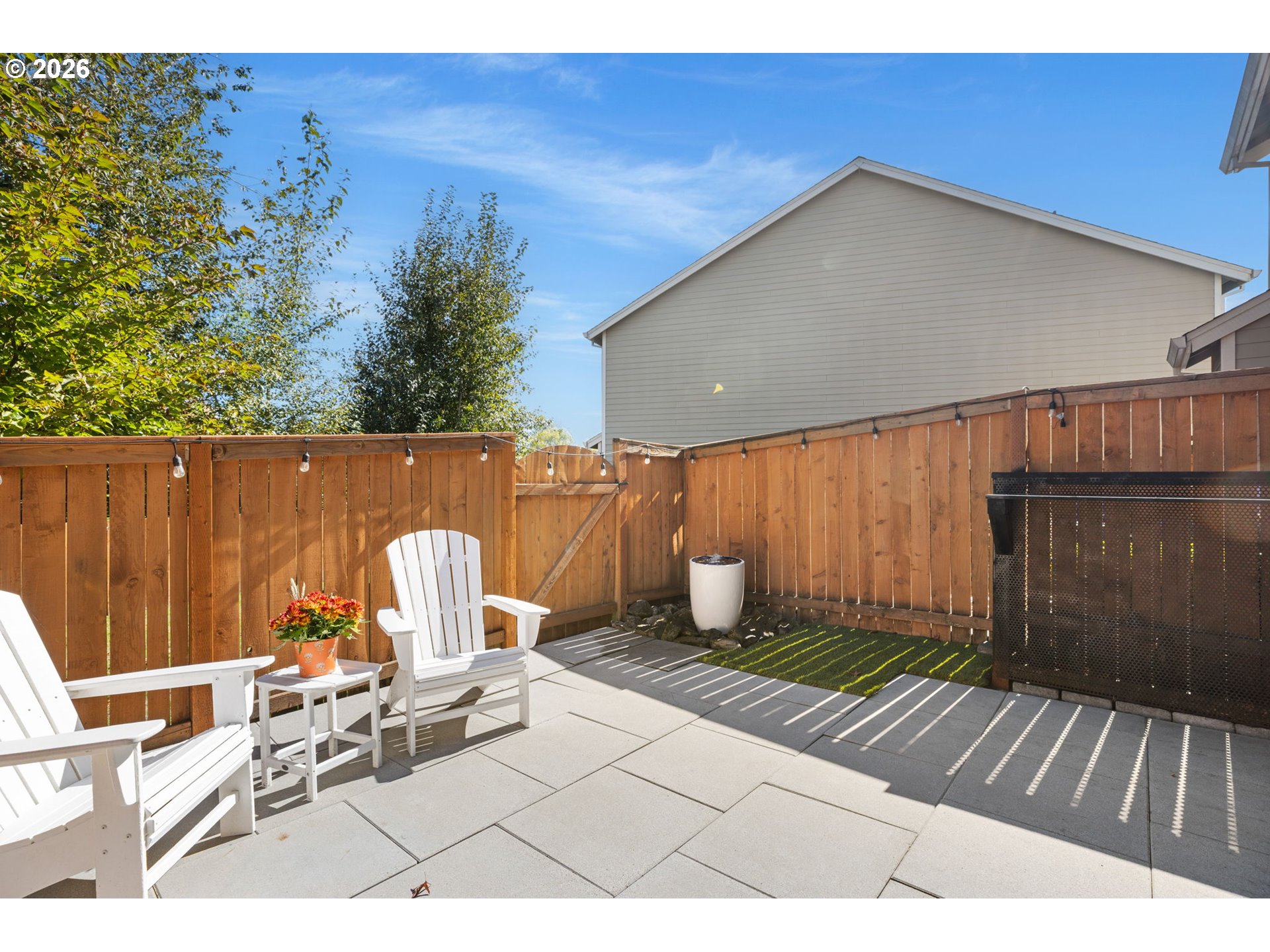 4933 SE LUCAS CT