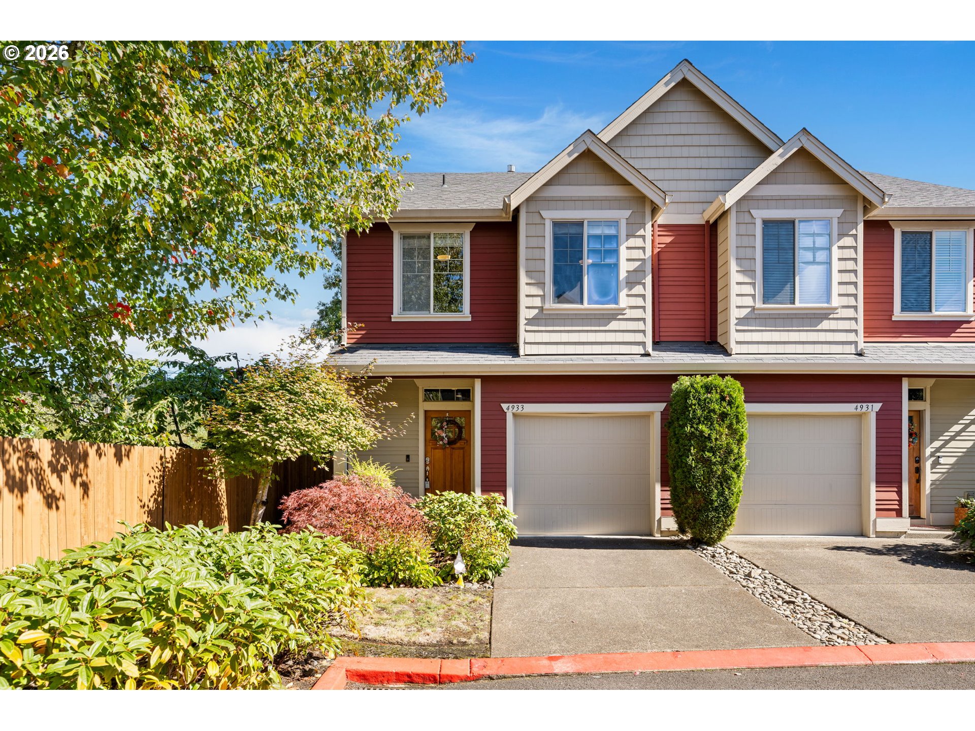 4933 SE LUCAS CT