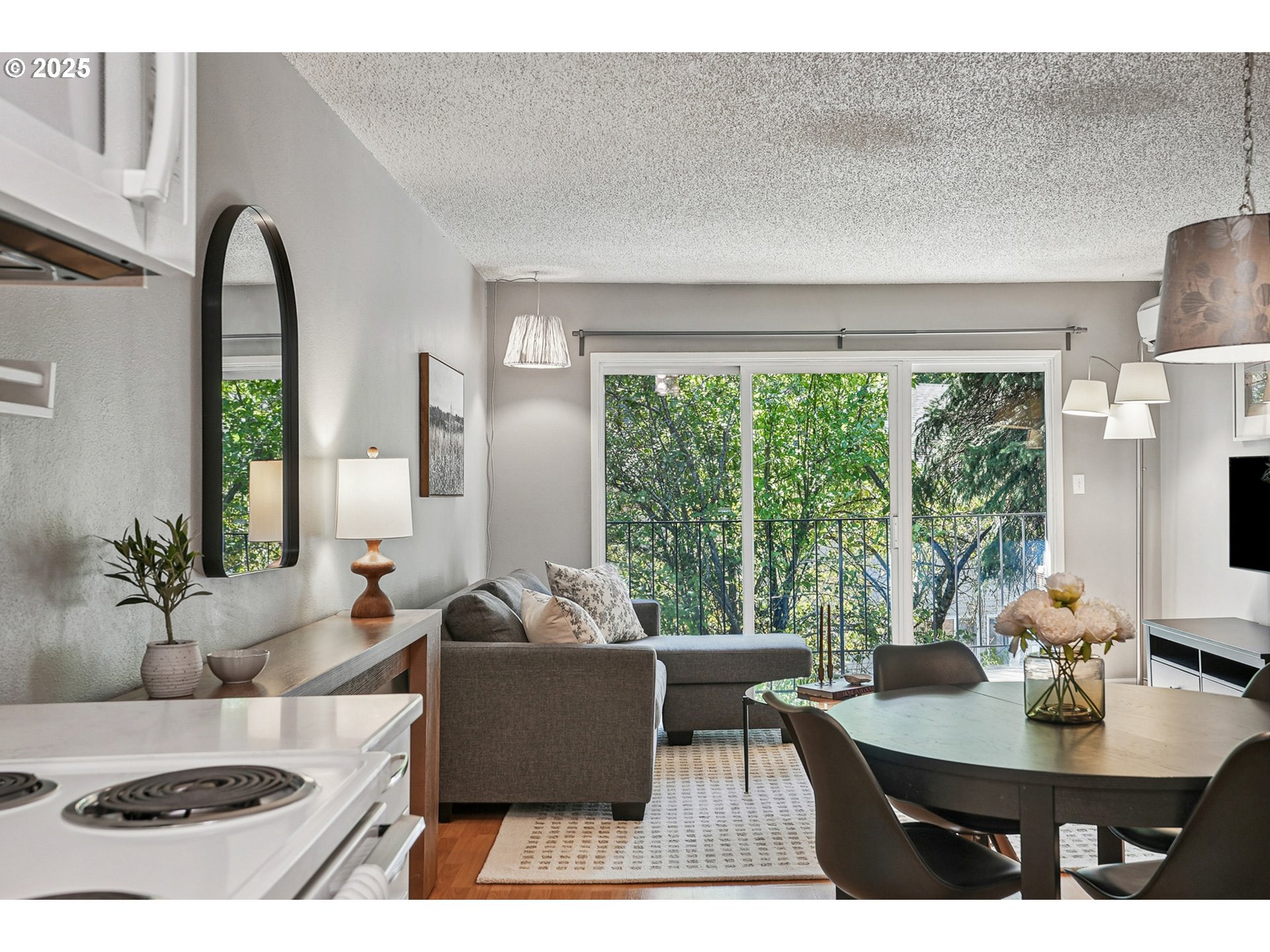 6835 SW CAPITOL HILL RD #36