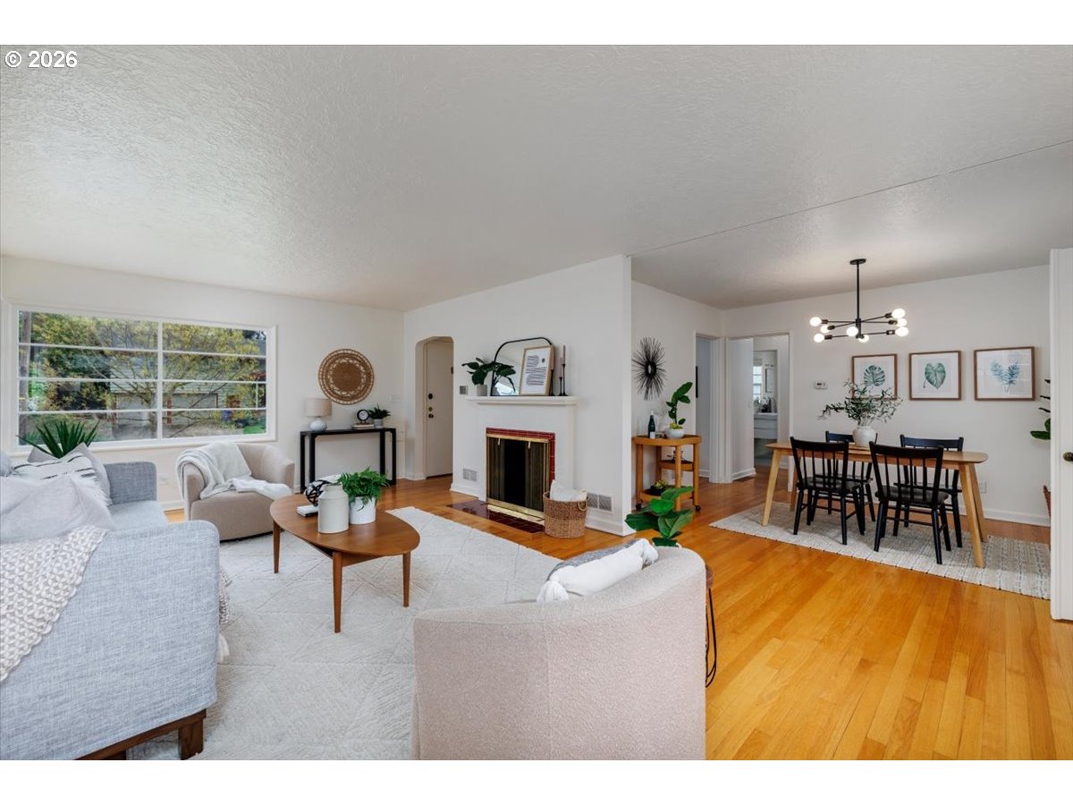 4205 NE 18TH AVE