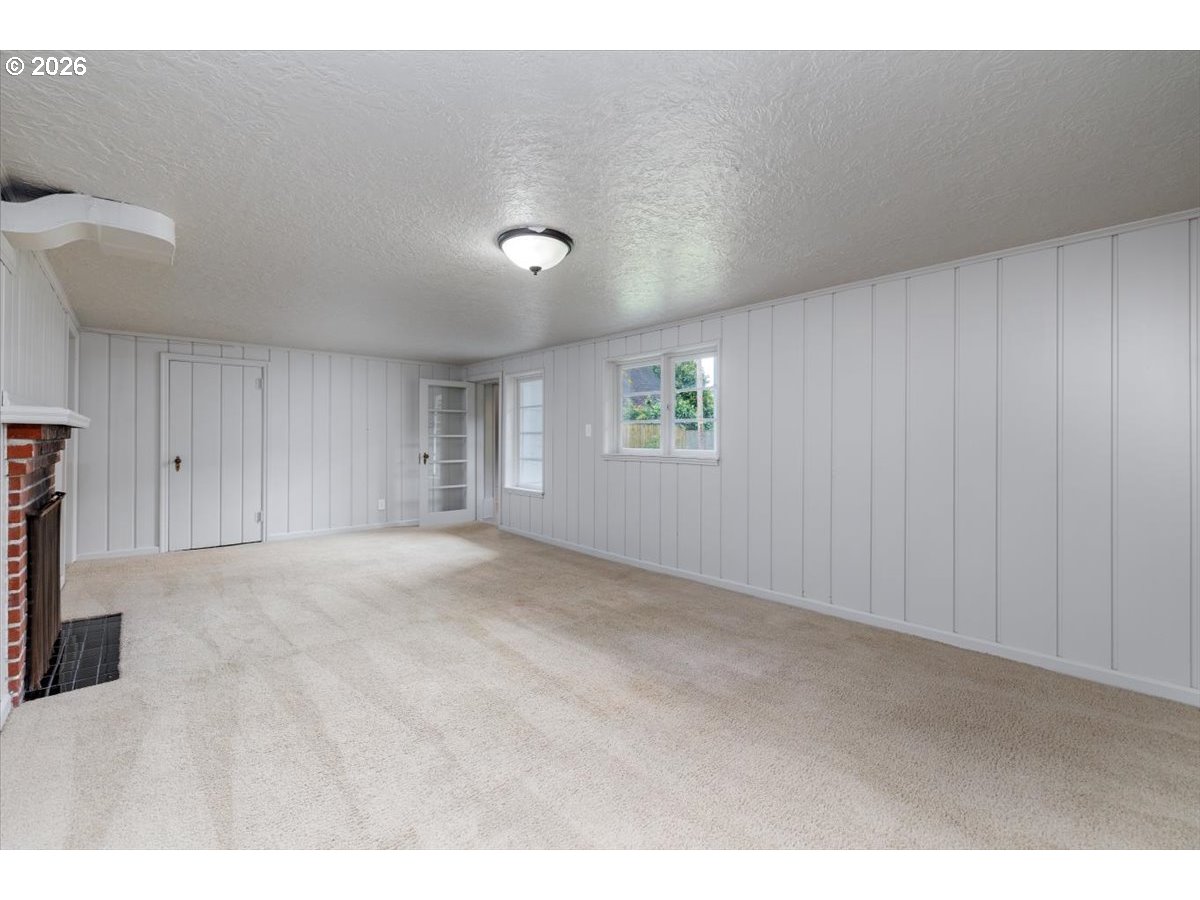 4205 NE 18TH AVE