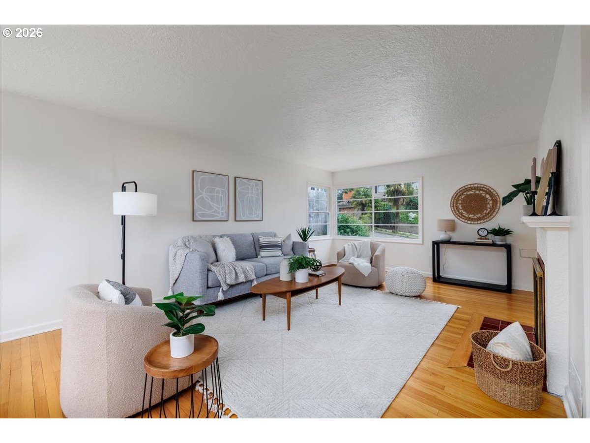 4205 NE 18TH AVE
