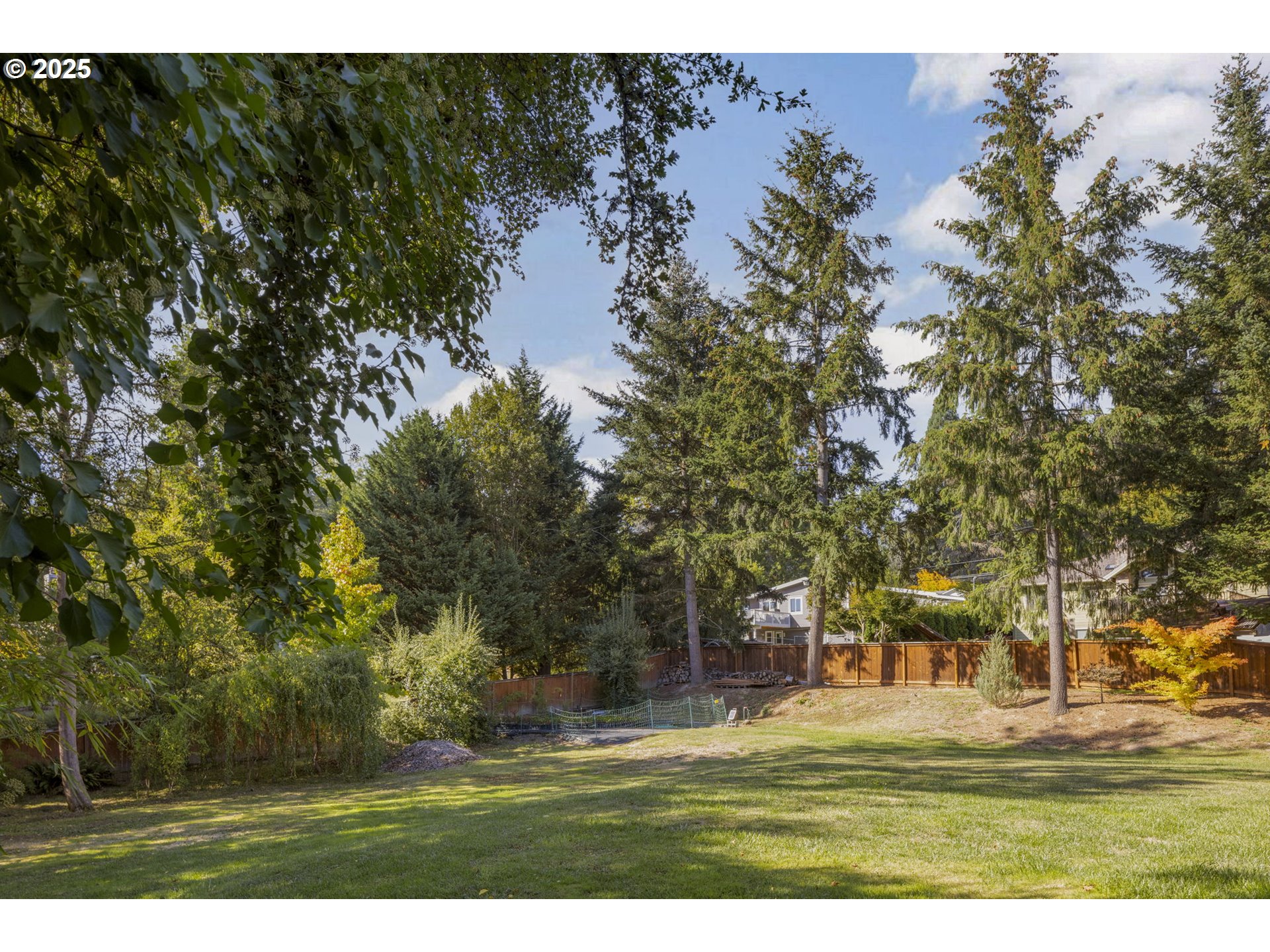 6336 SW SEYMOUR ST B