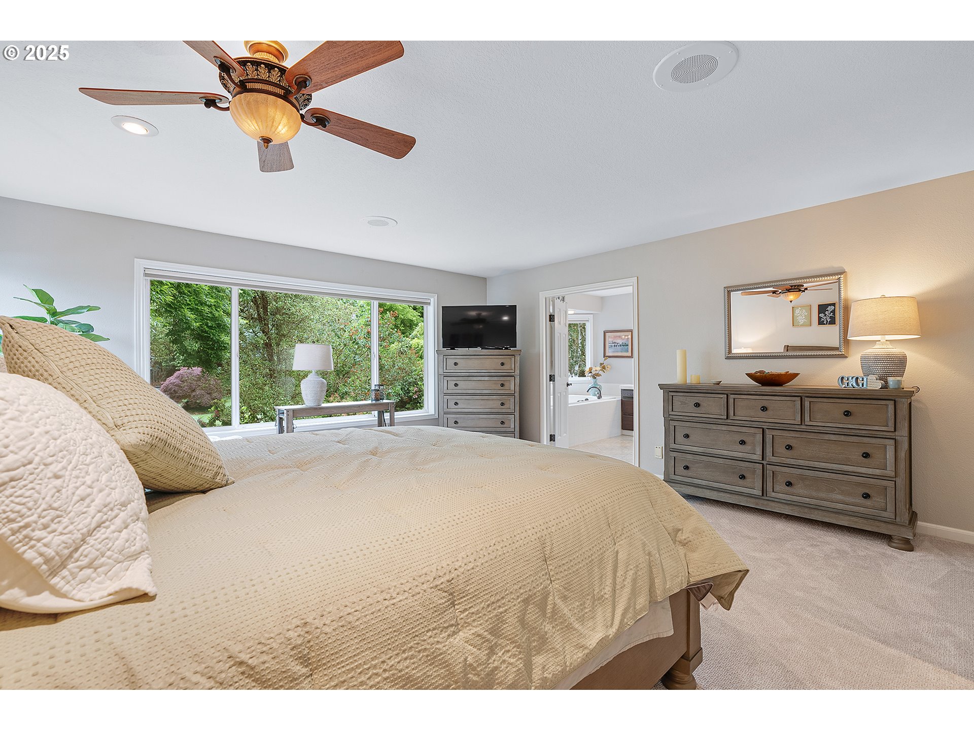 15137 SW PEACHTREE DR