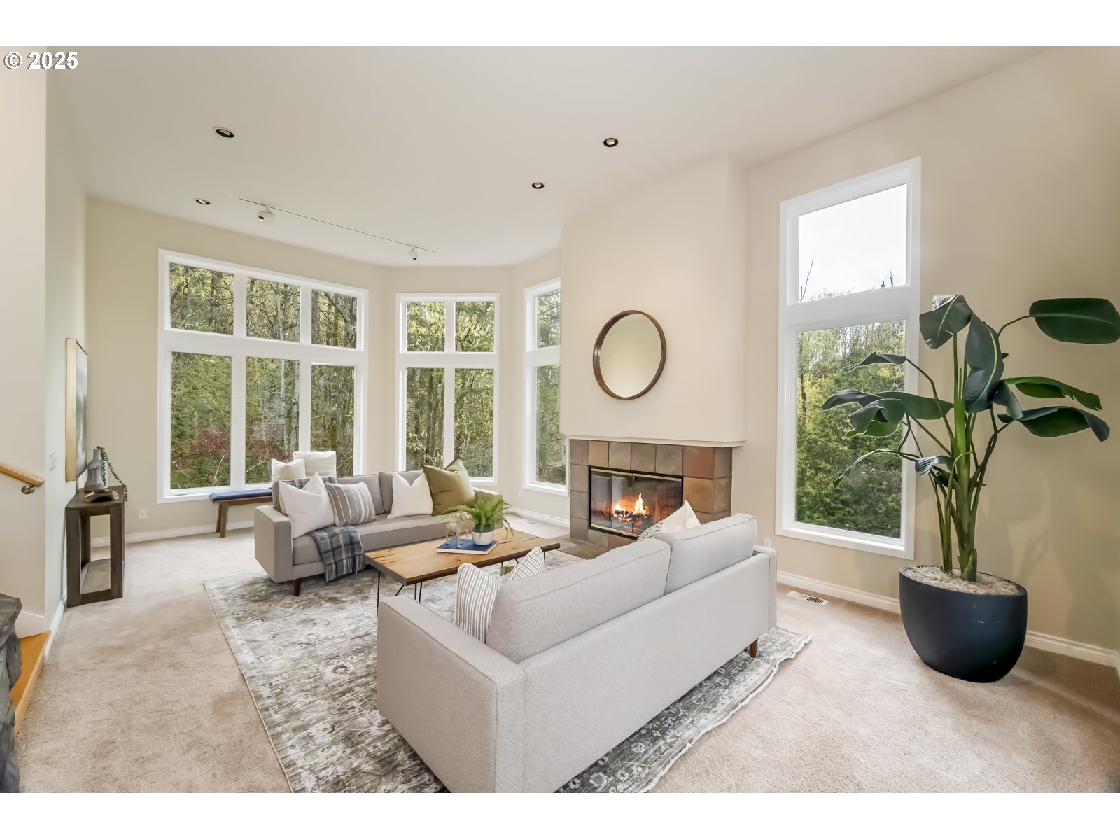 1916 NW RUNNYMEADE CT