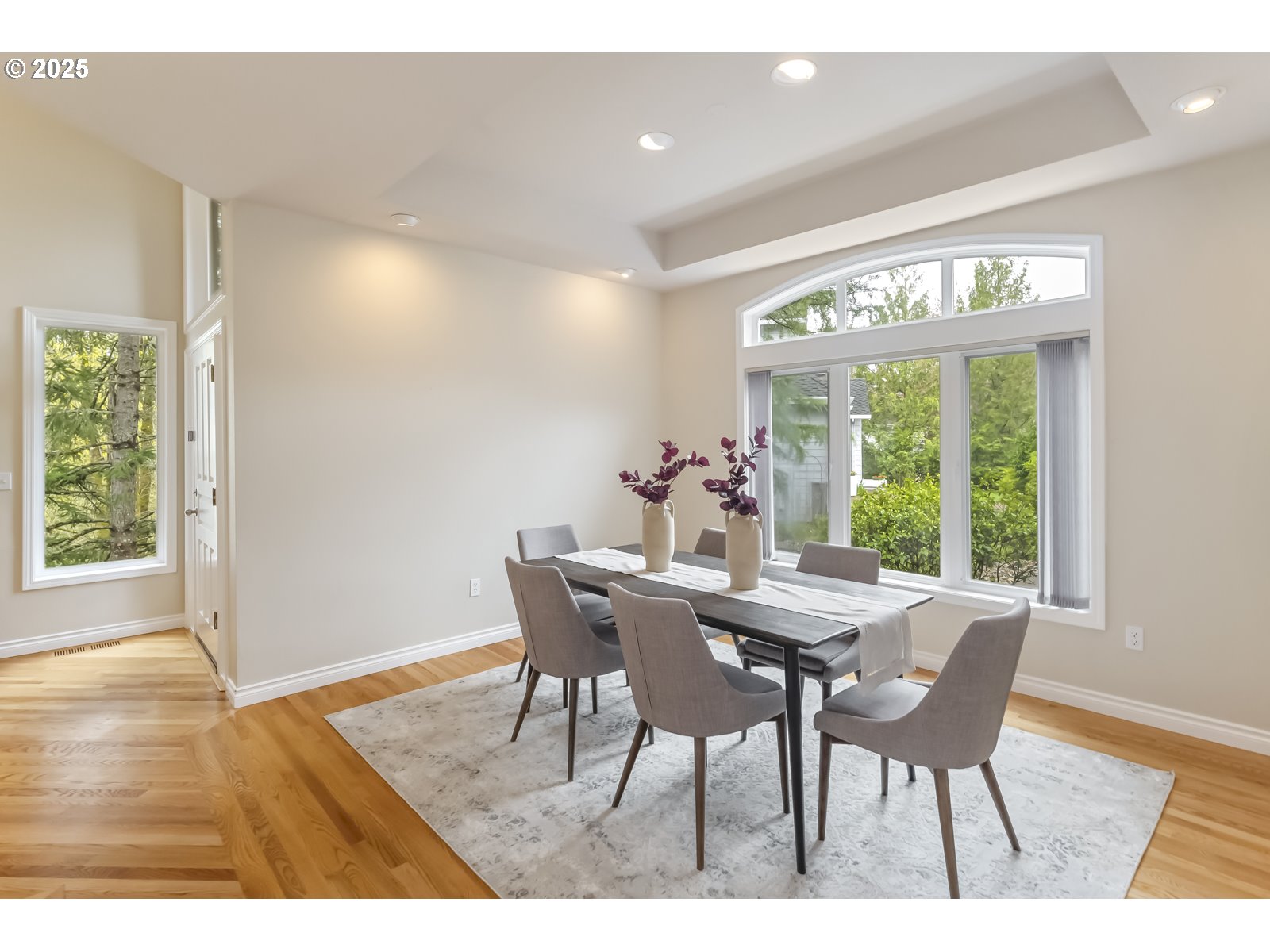 1916 NW RUNNYMEADE CT