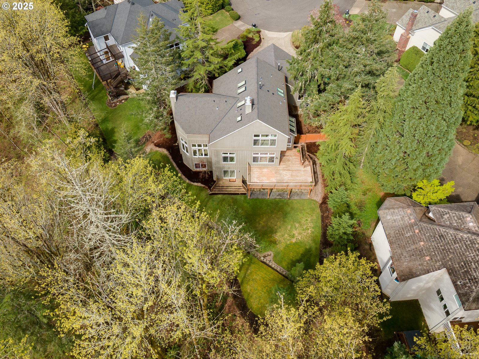 1916 NW RUNNYMEADE CT