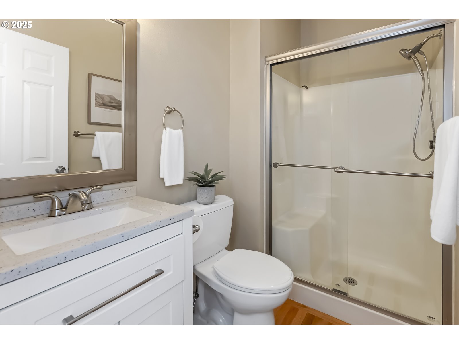 1916 NW RUNNYMEADE CT