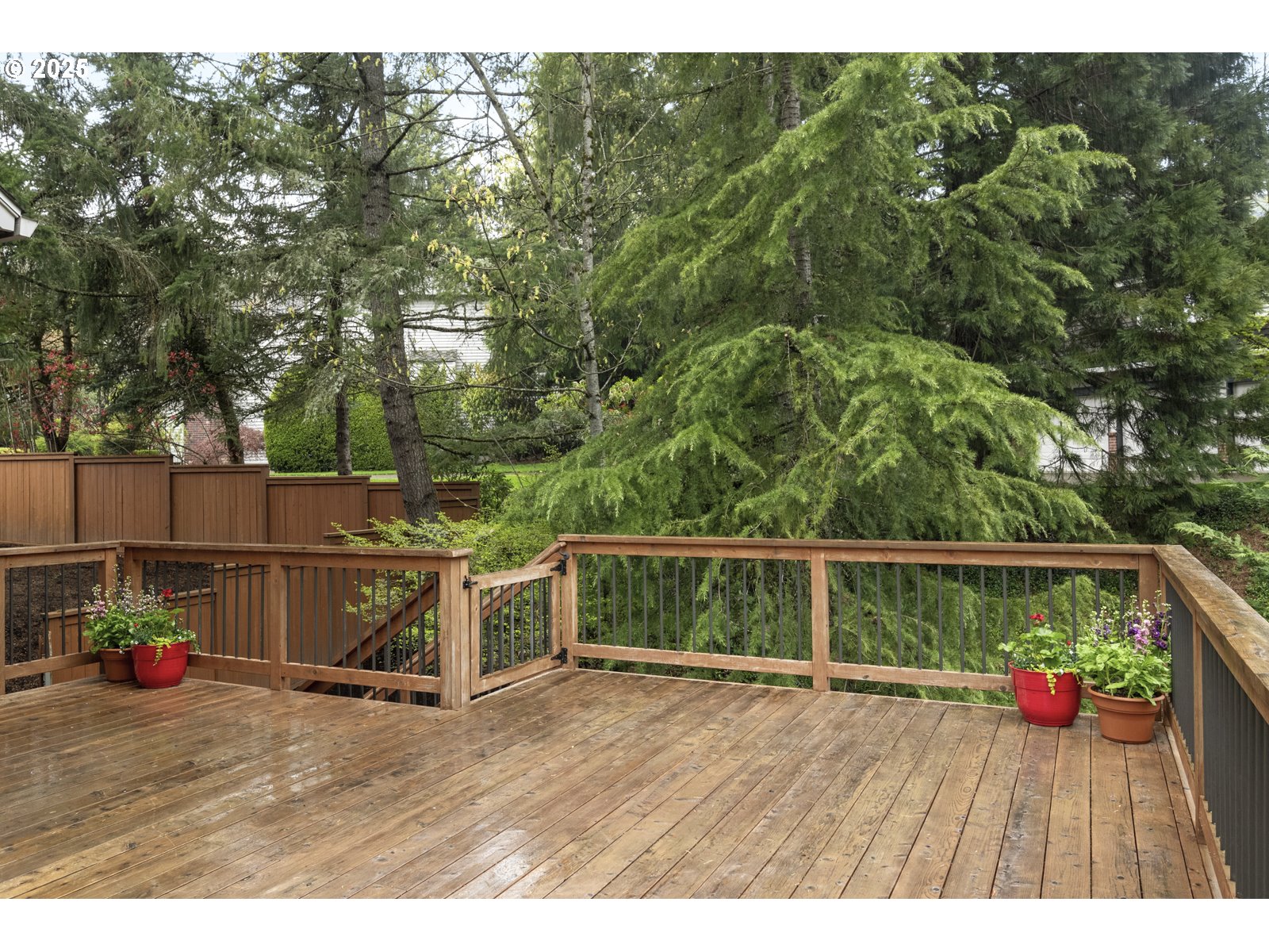 1916 NW RUNNYMEADE CT