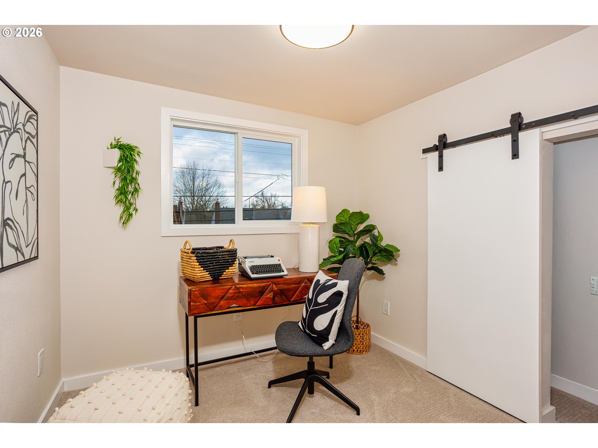 4512 SE CLINTON ST SE